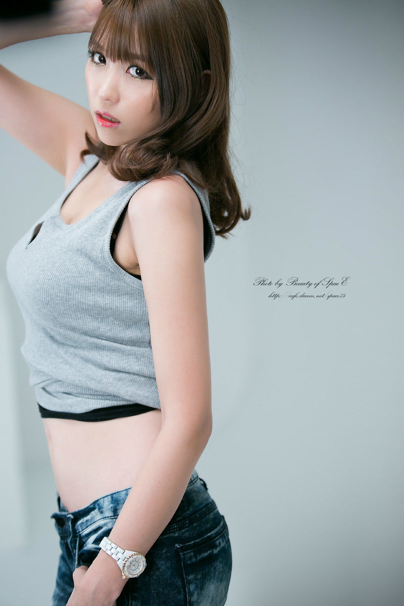 [韩国美女] 李恩慧 - 紧身牛仔裤2