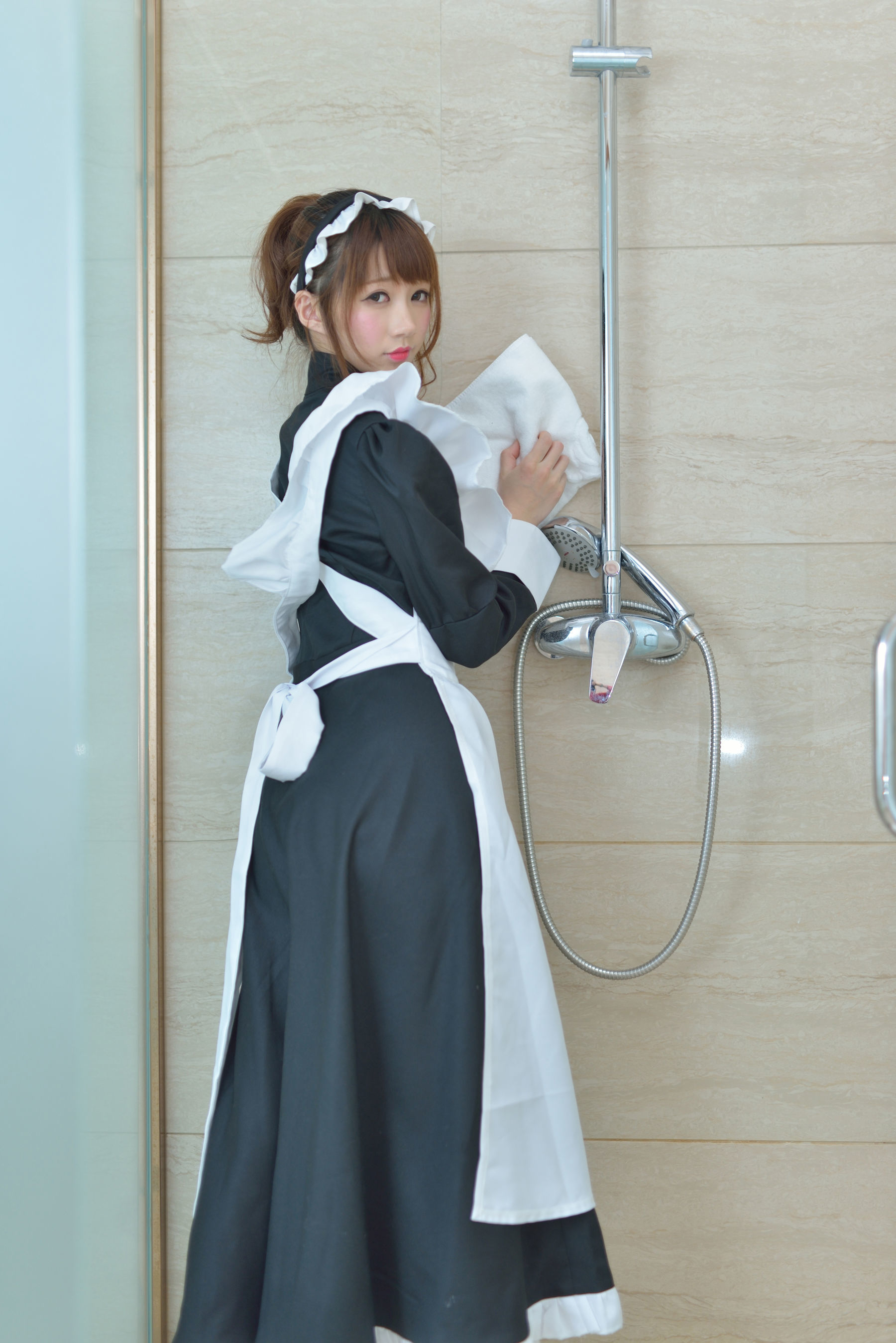 [萝莉COS] NAGISA魔物喵 VOL.07 女仆小姐