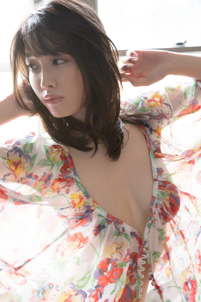 [Wanibooks] NO.127 Anna Konno 今野杏南