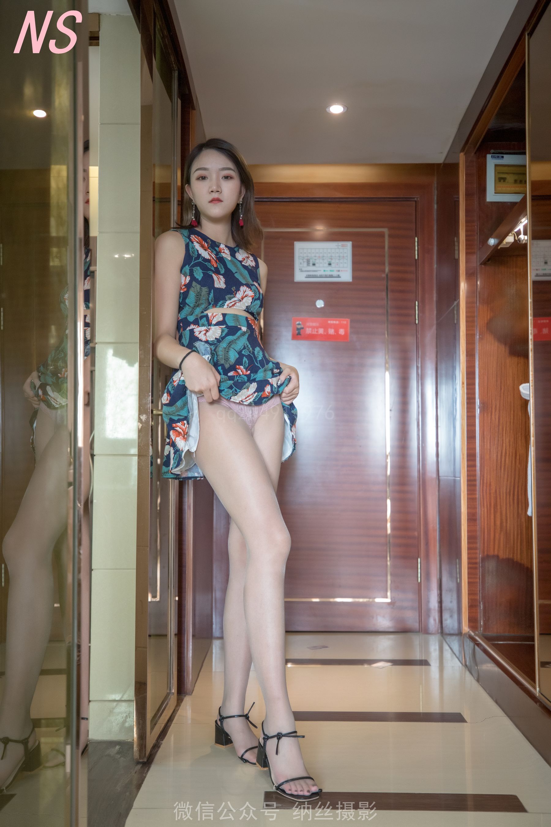 [纳丝摄影]  依依 超美腿无缝丝袜嫩脚