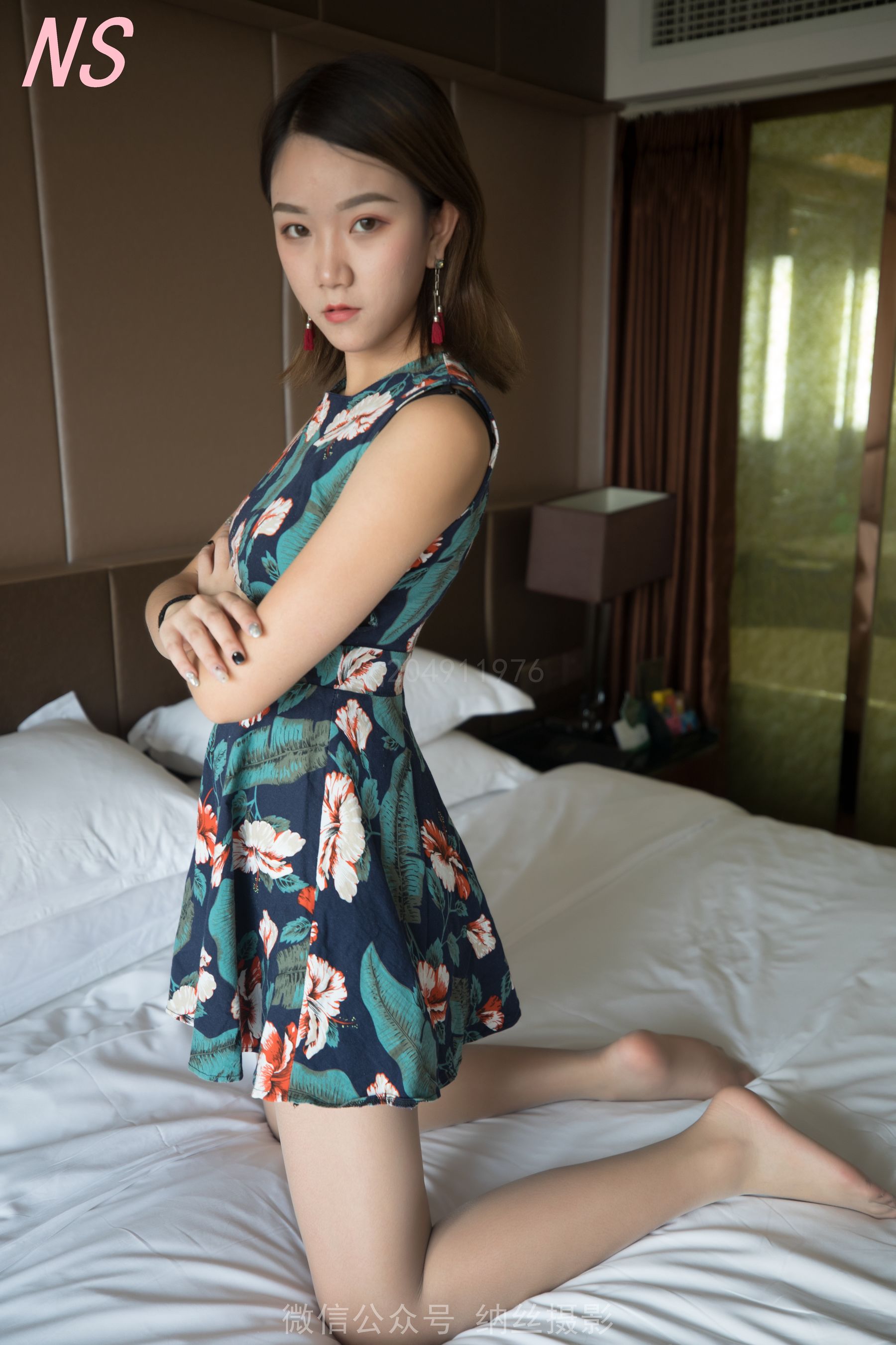 [纳丝摄影]  依依 超美腿无缝丝袜嫩脚