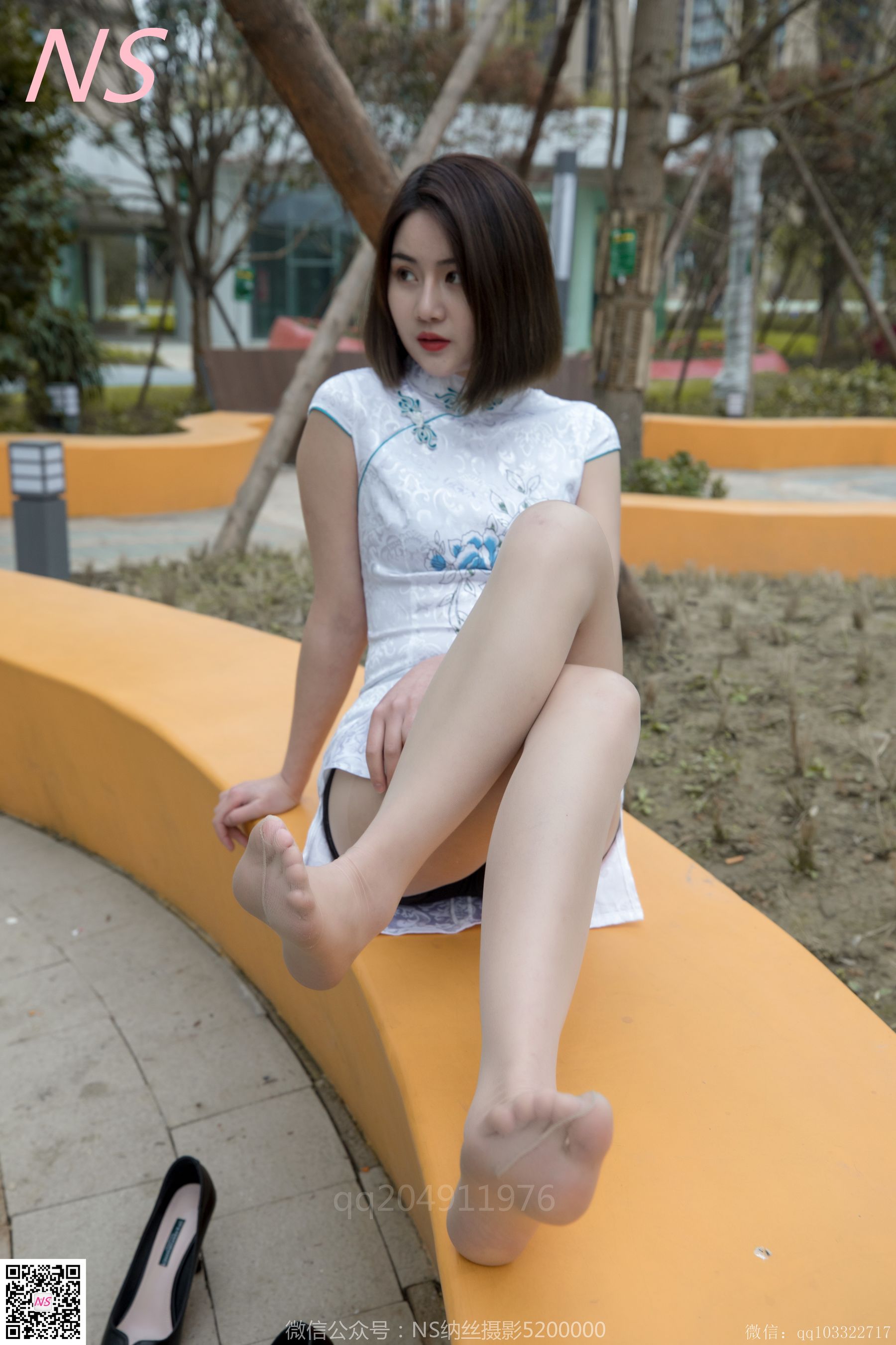 [纳丝摄影]  品茹 素雅旗袍丝袜秀