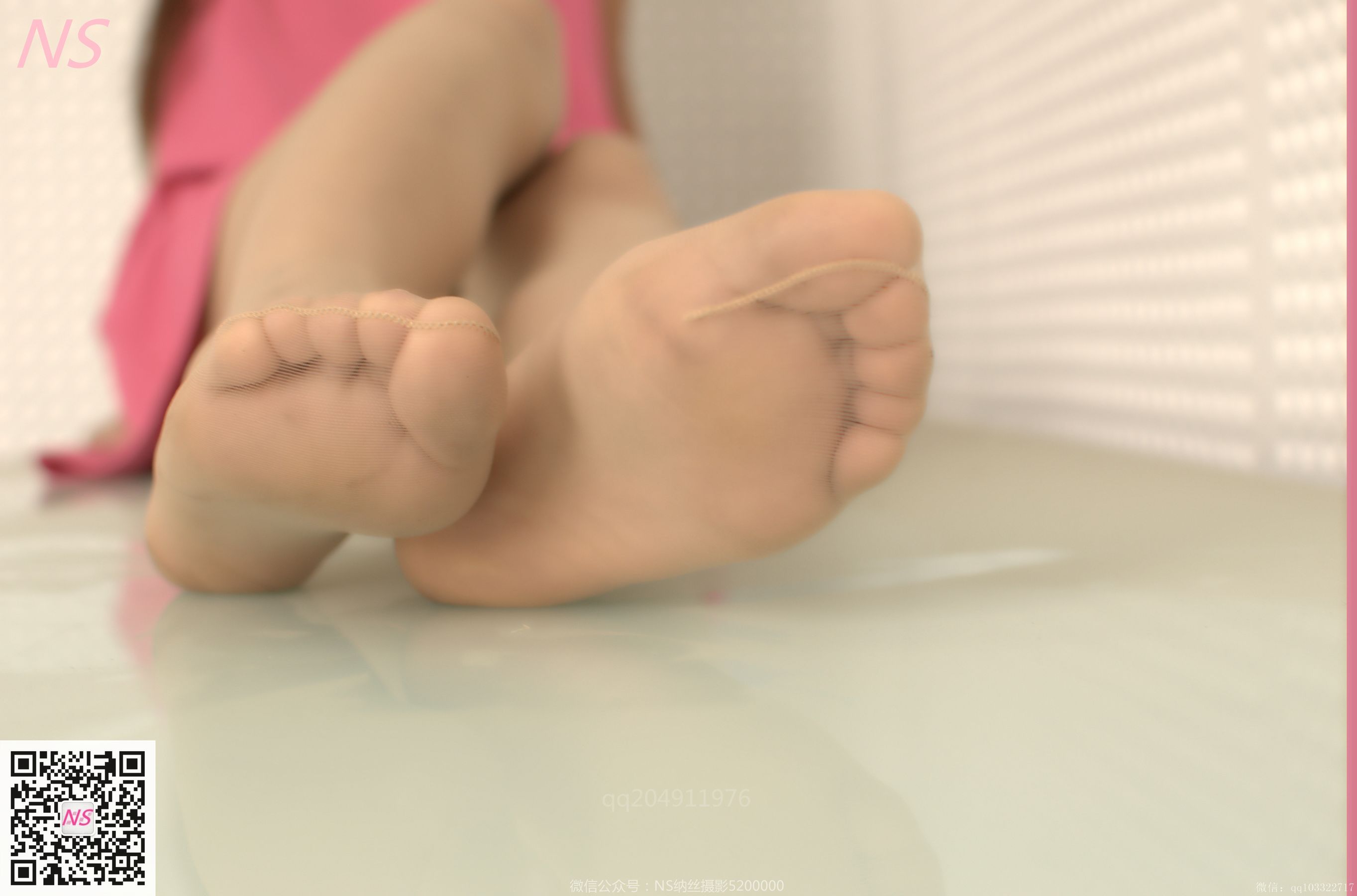 [纳丝摄影]  悠悠 肉丝红衣女孩