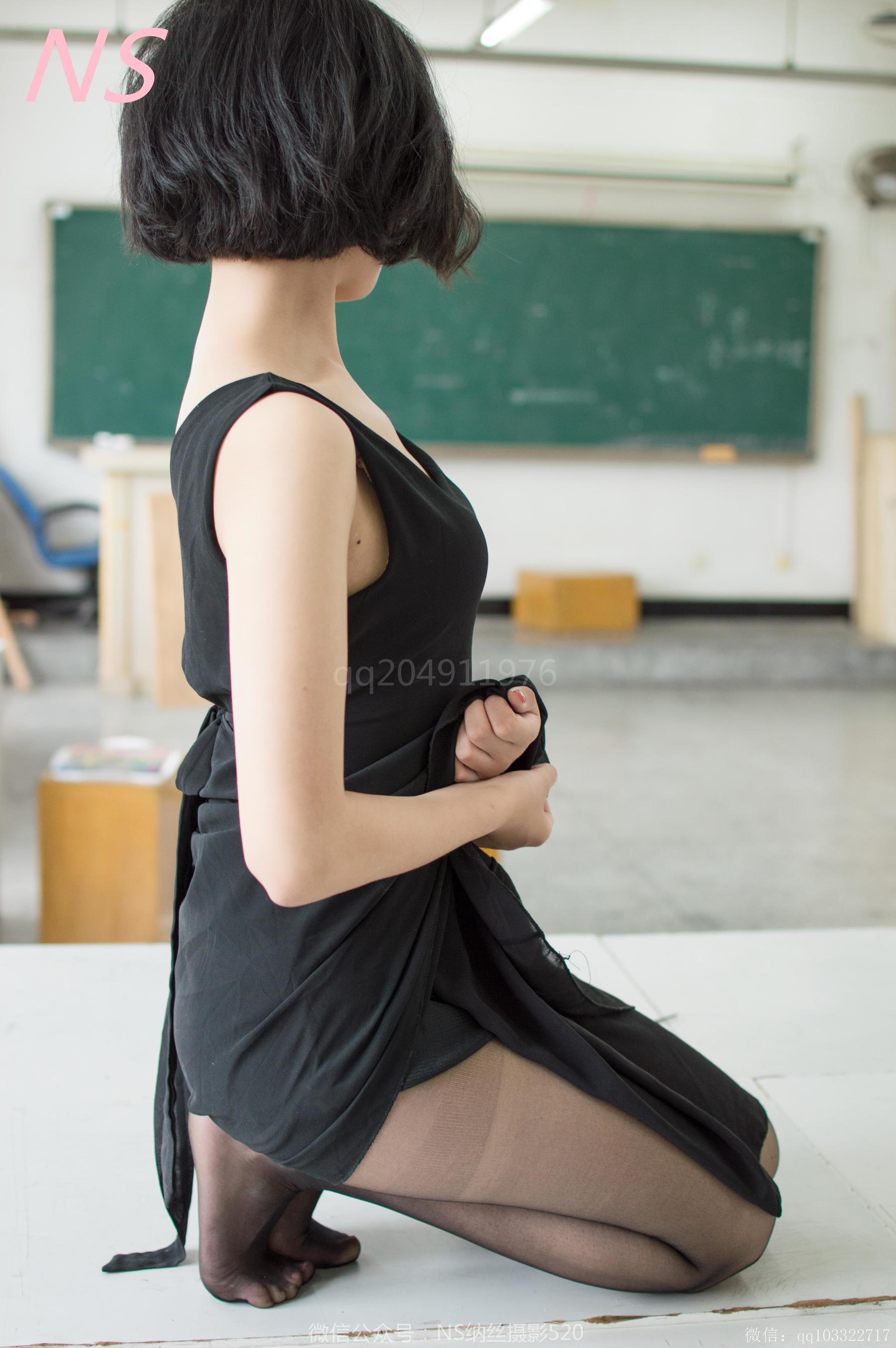[纳丝摄影]  柔惠 黑色丝袜的画室含苞欲放