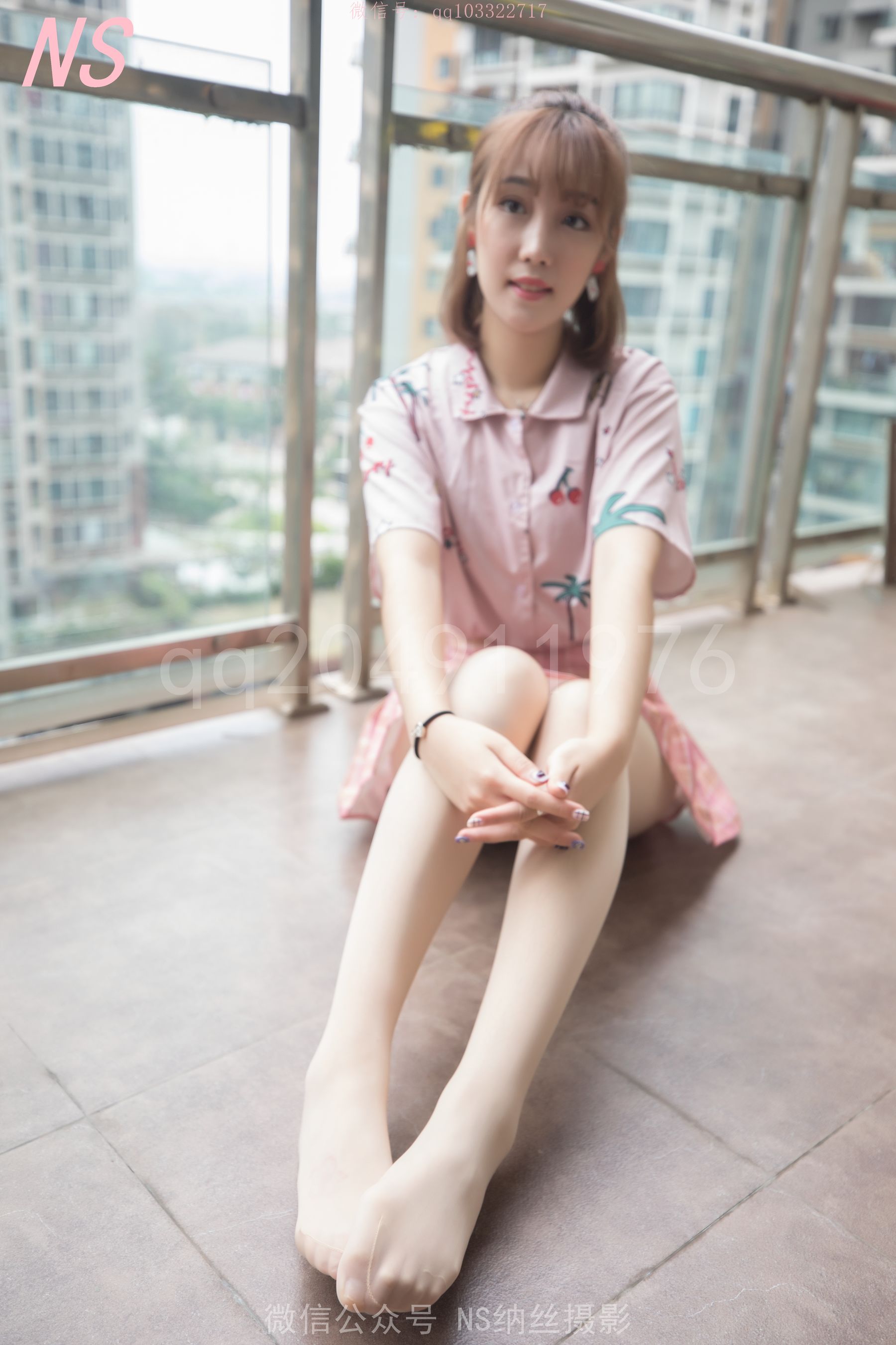 [纳丝摄影]  琴子 来我家里啦 丝袜好特殊的