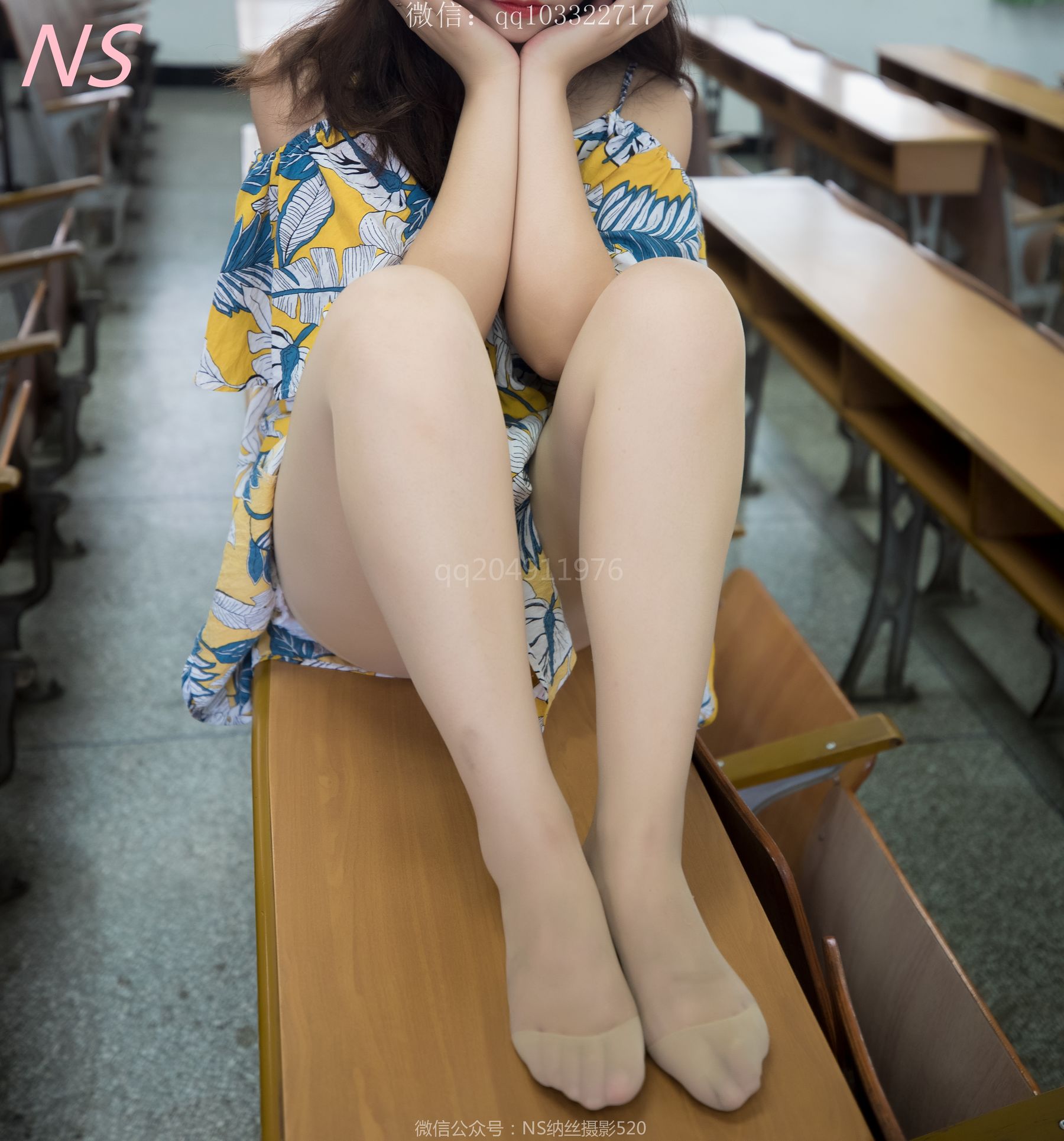 [纳丝摄影]  瑶瑶 毕业季 肉色丝袜美腿萌萌哒
