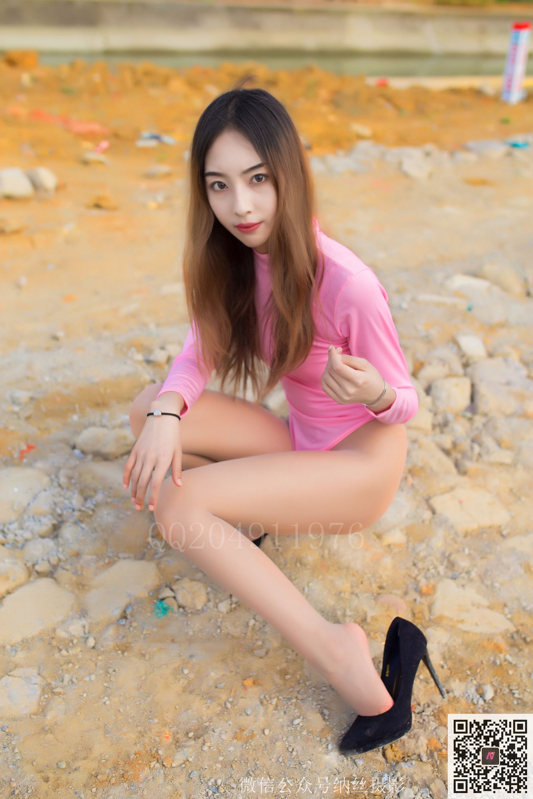 [纳丝摄影]  白雀 户外丝袜高叉