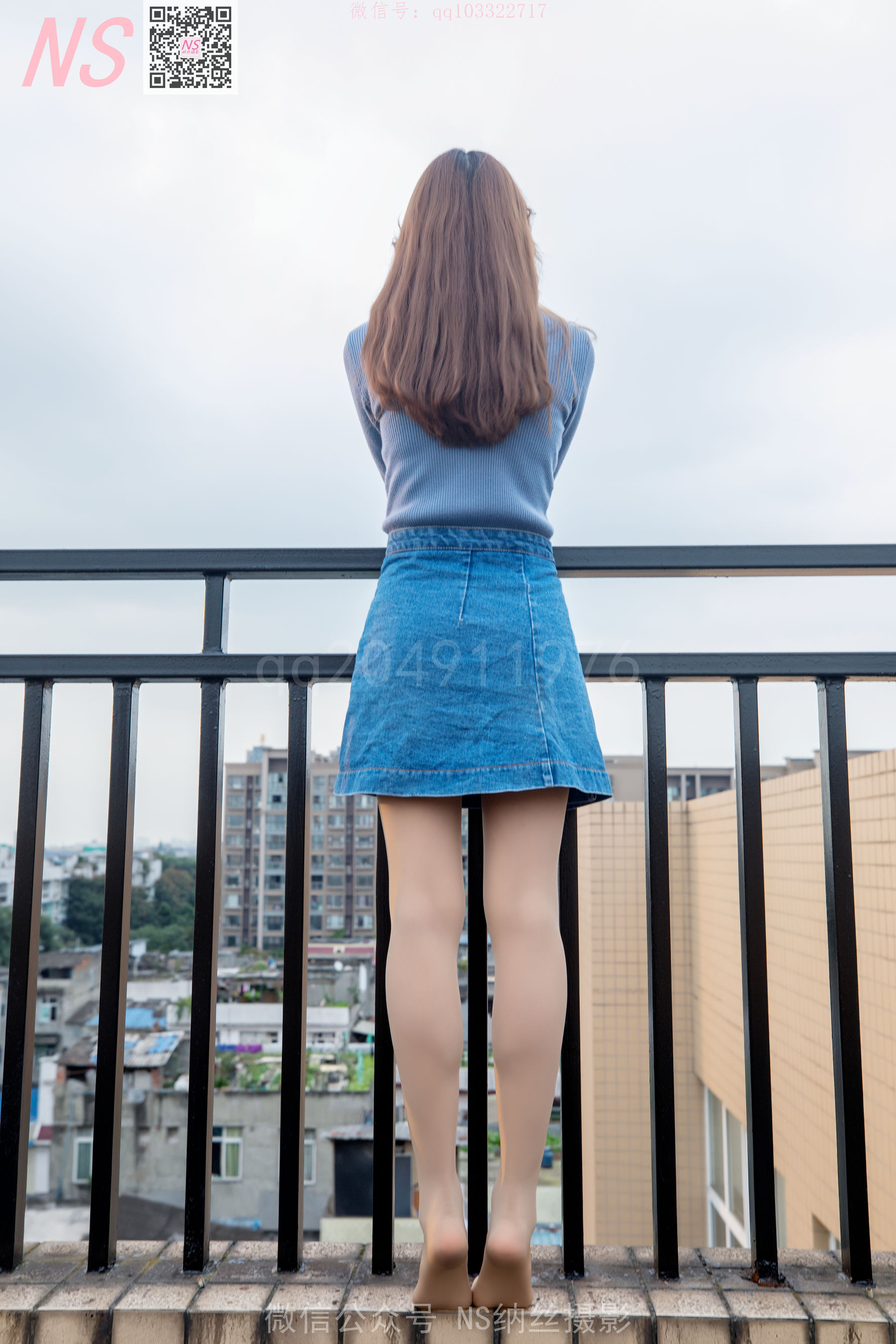 [纳丝摄影]  舒怡 女神天台肉色丝袜