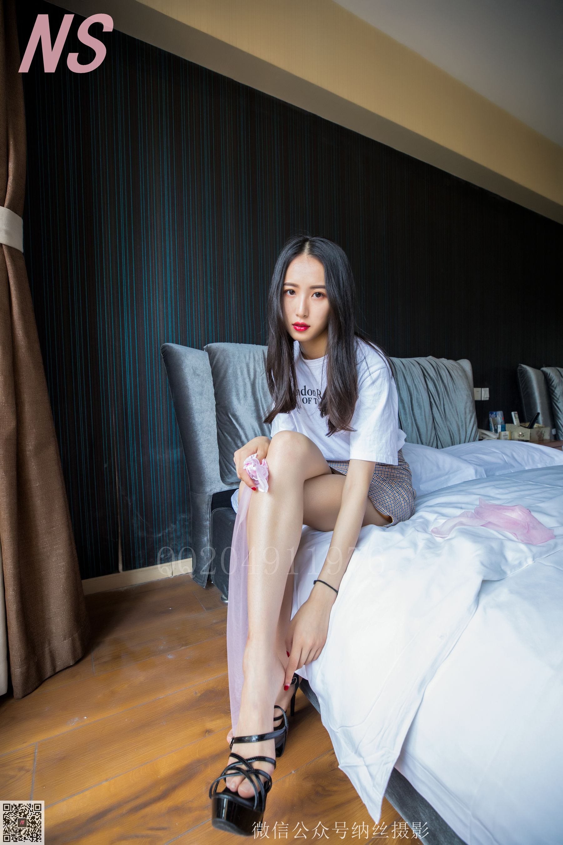 [纳丝摄影]  苏敏 室内粉苏