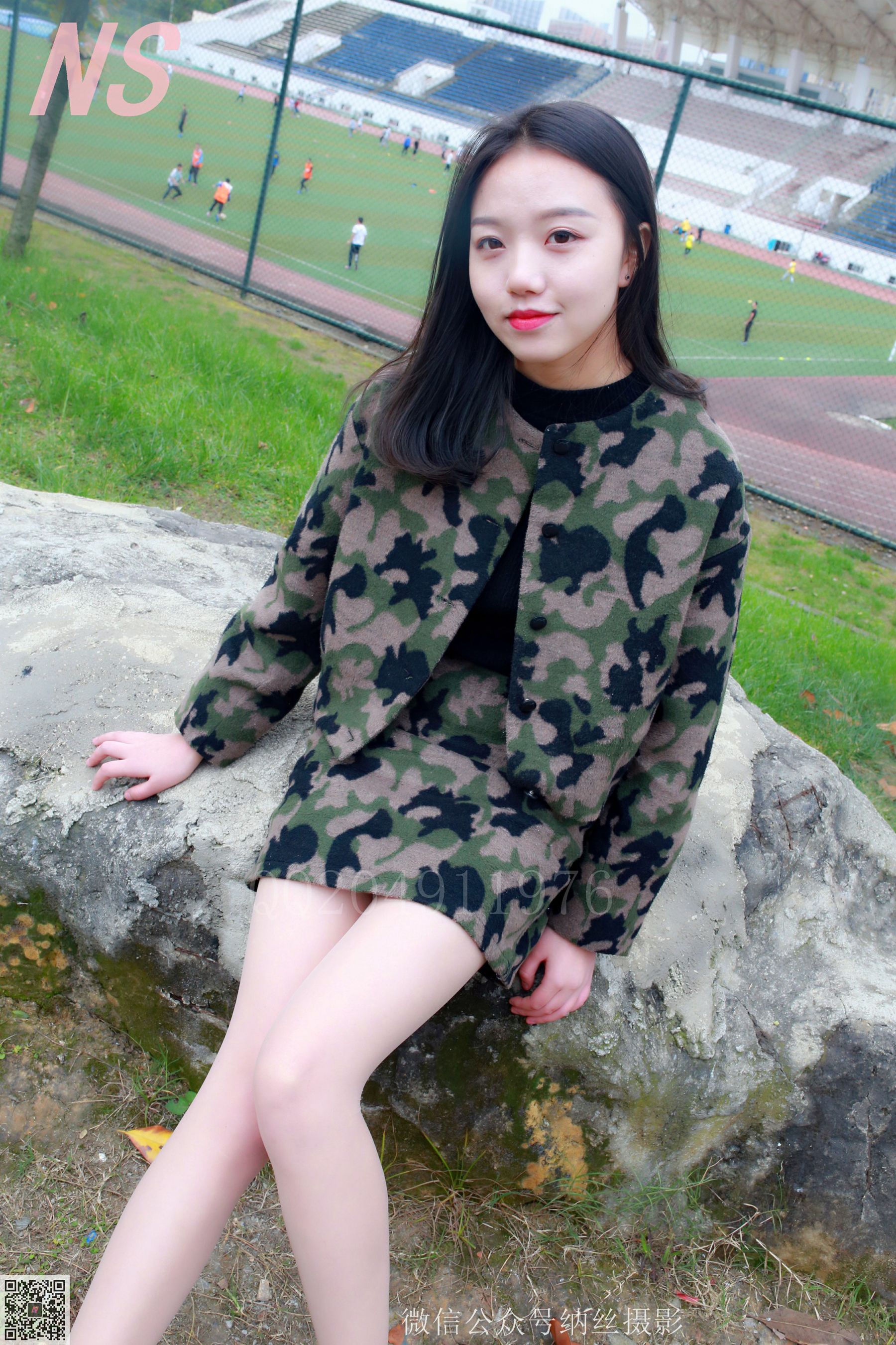 [纳丝摄影] NO.095 微微 迷彩少女户外肉丝