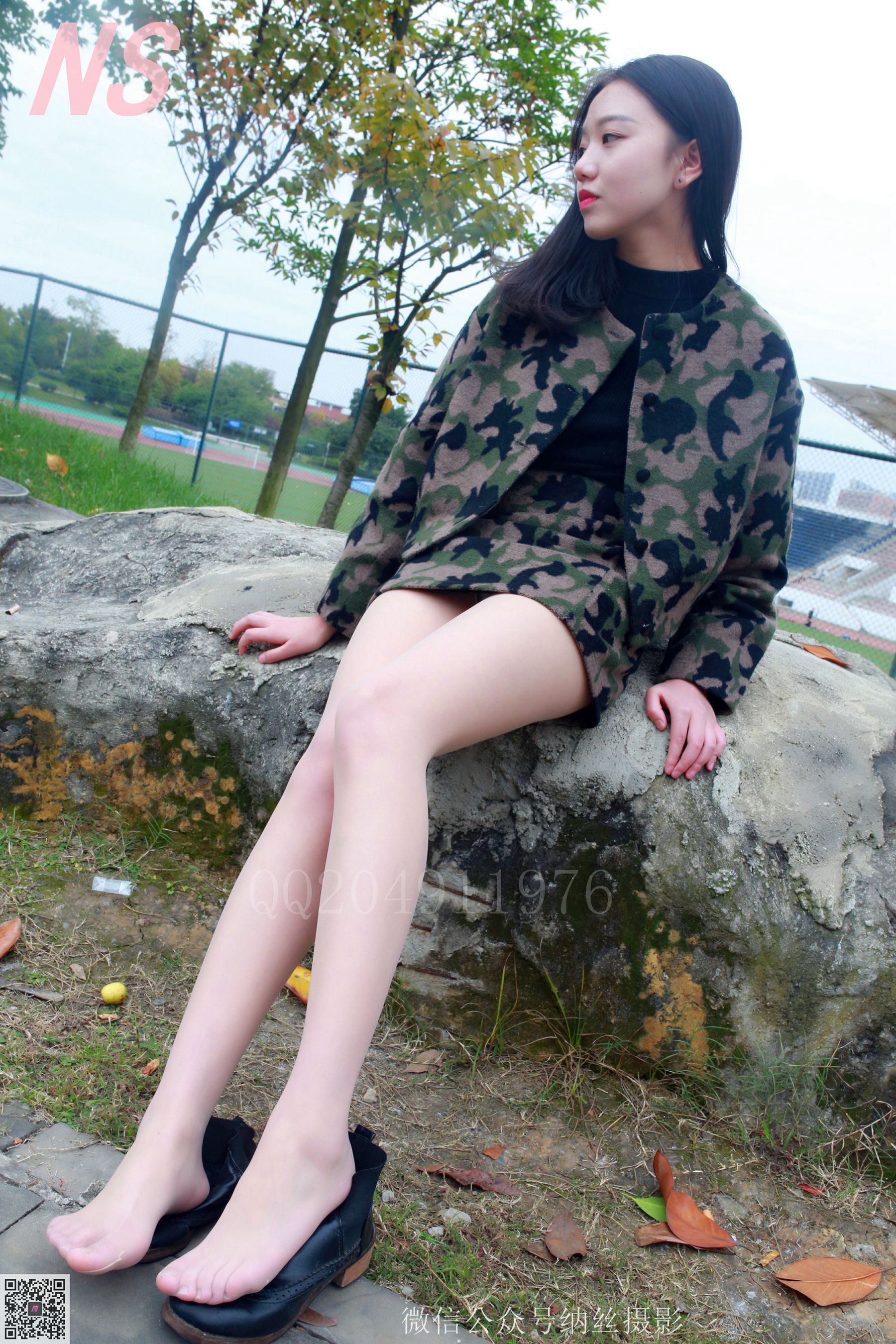 [纳丝摄影] NO.095 微微 迷彩少女户外肉丝