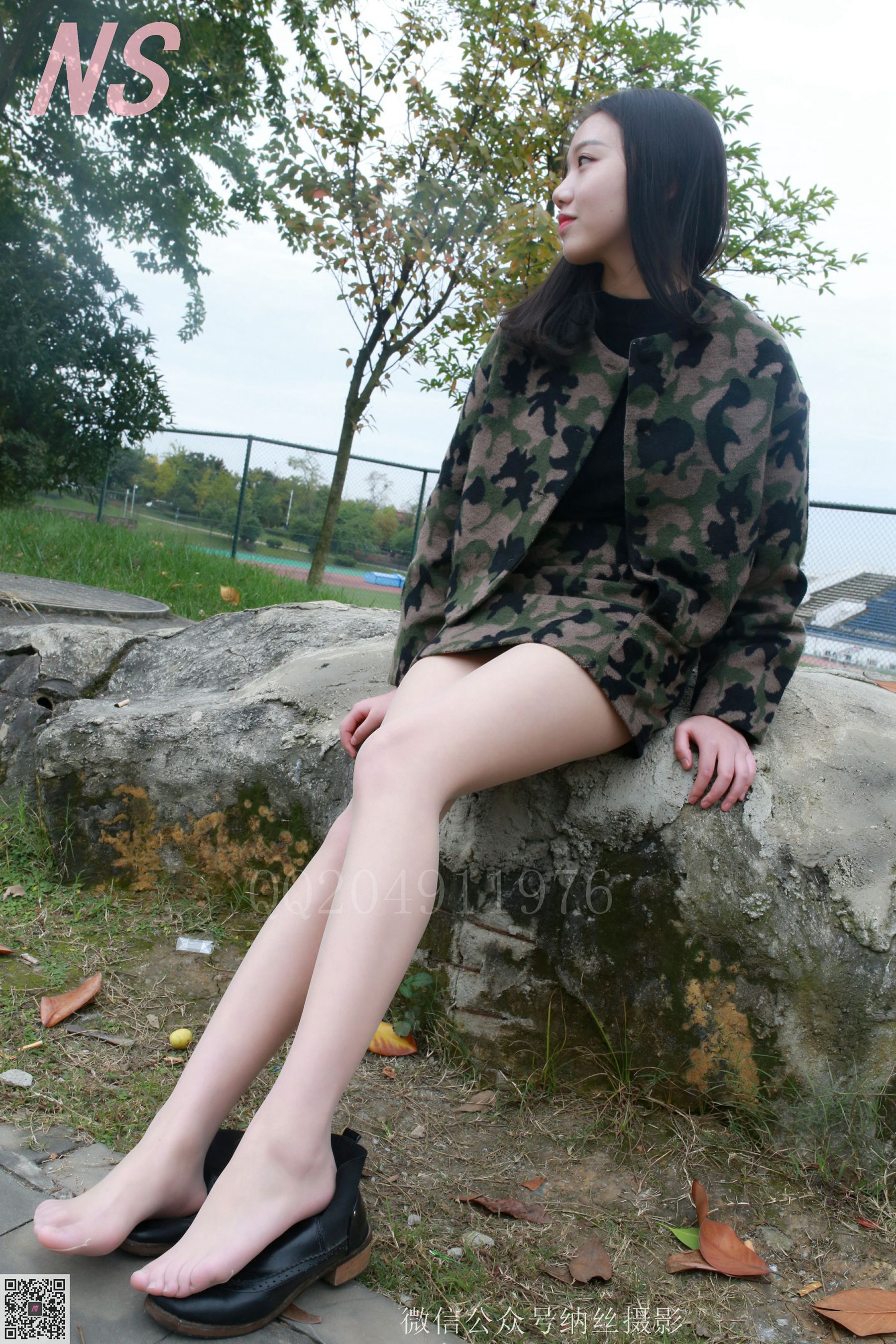 [纳丝摄影] NO.095 微微 迷彩少女户外肉丝