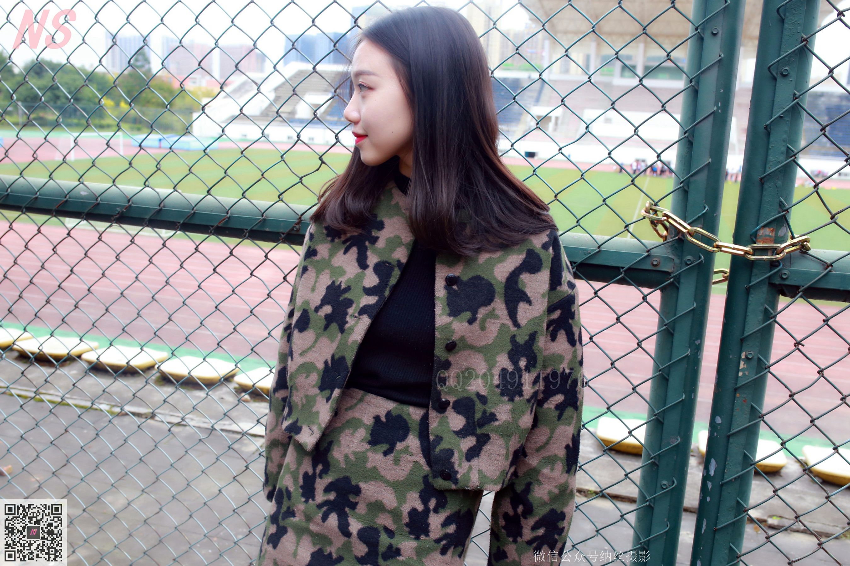 [纳丝摄影] NO.095 微微 迷彩少女户外肉丝