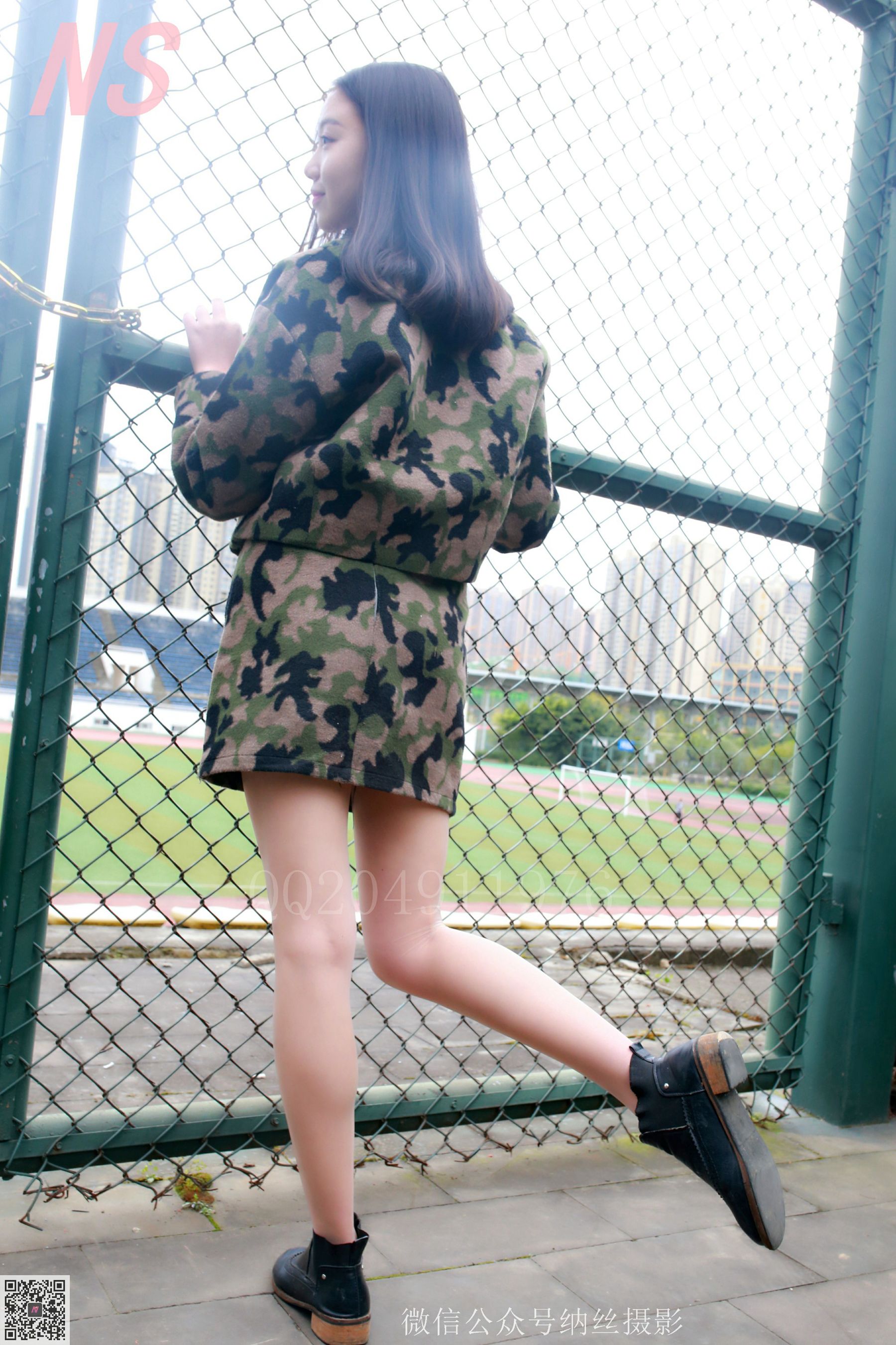 [纳丝摄影] NO.095 微微 迷彩少女户外肉丝