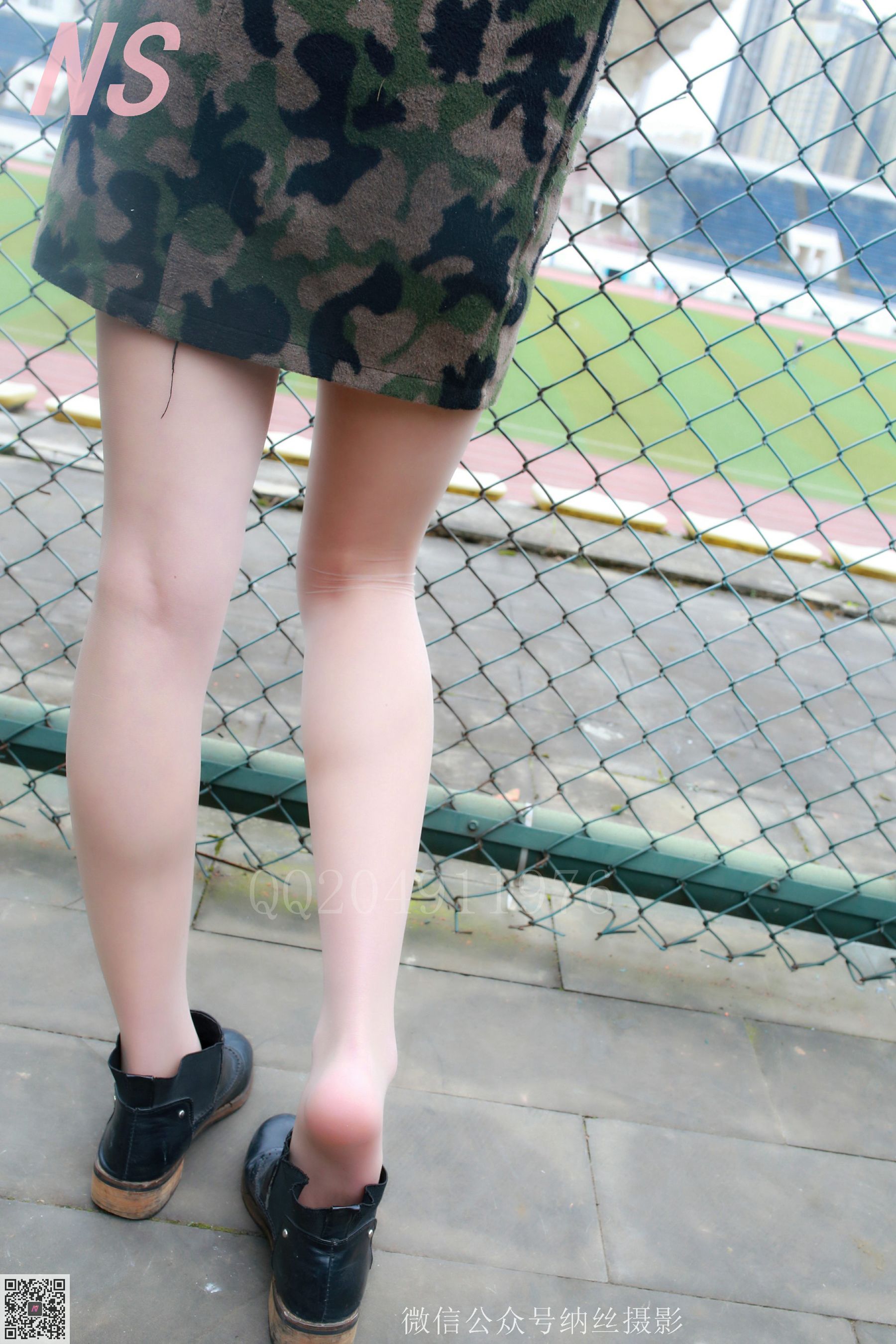 [纳丝摄影] NO.095 微微 迷彩少女户外肉丝
