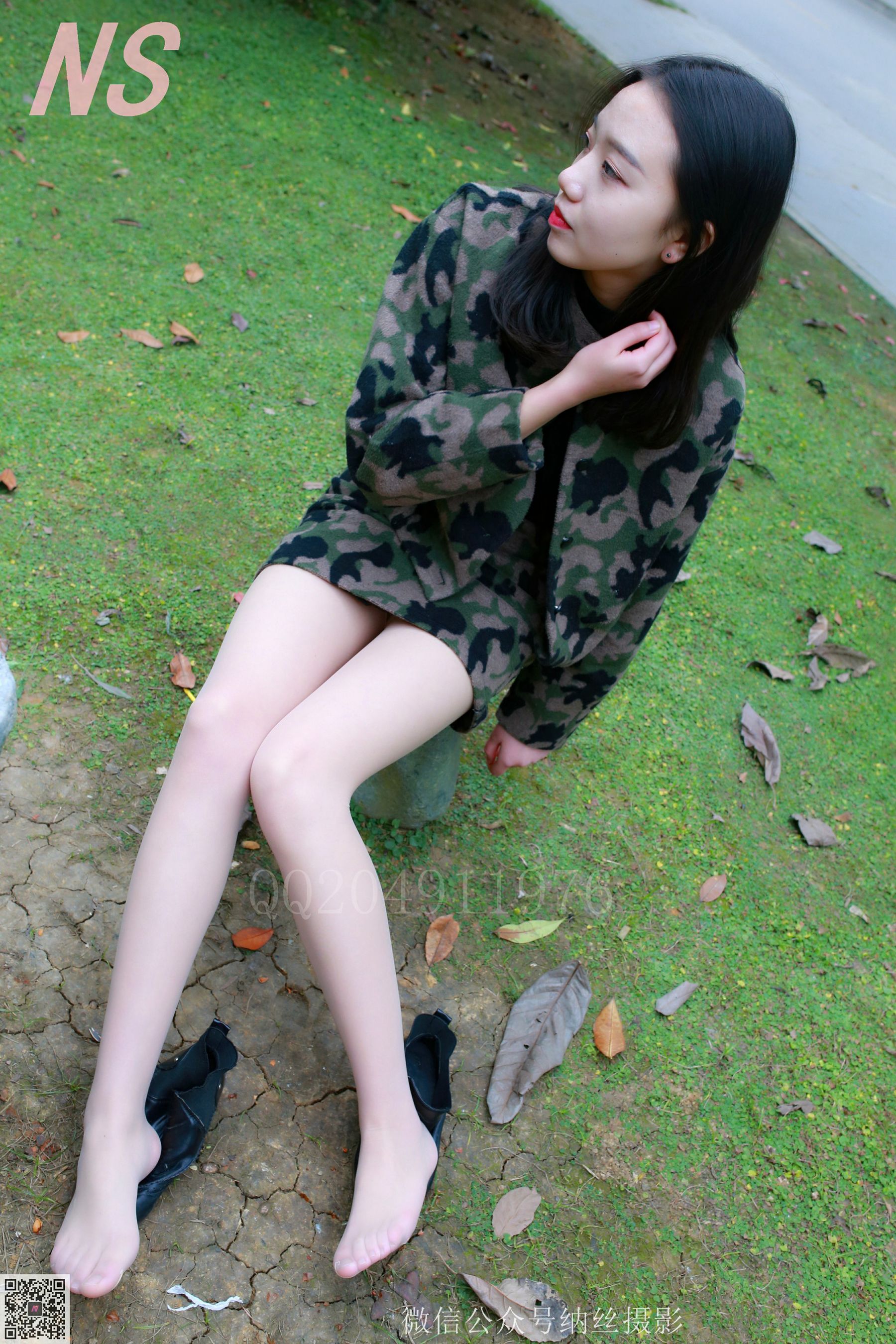 [纳丝摄影] NO.095 微微 迷彩少女户外肉丝