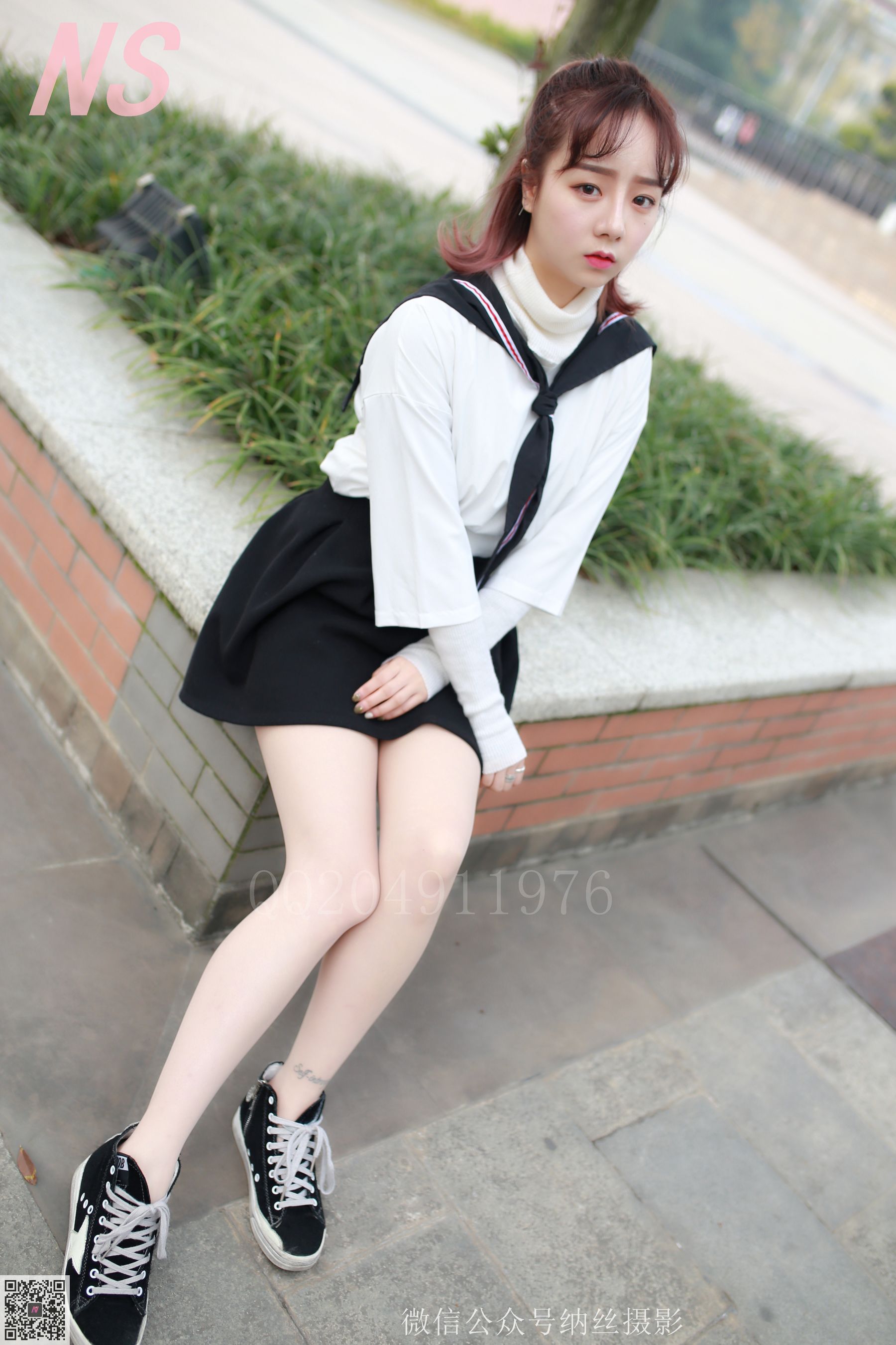 [纳丝摄影] NO.100 然然 大学校园丝袜美足