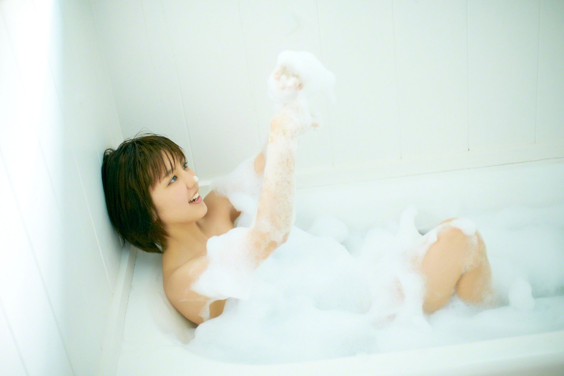 [Wanibooks] NO.135 Erina Mano 真野惠里菜