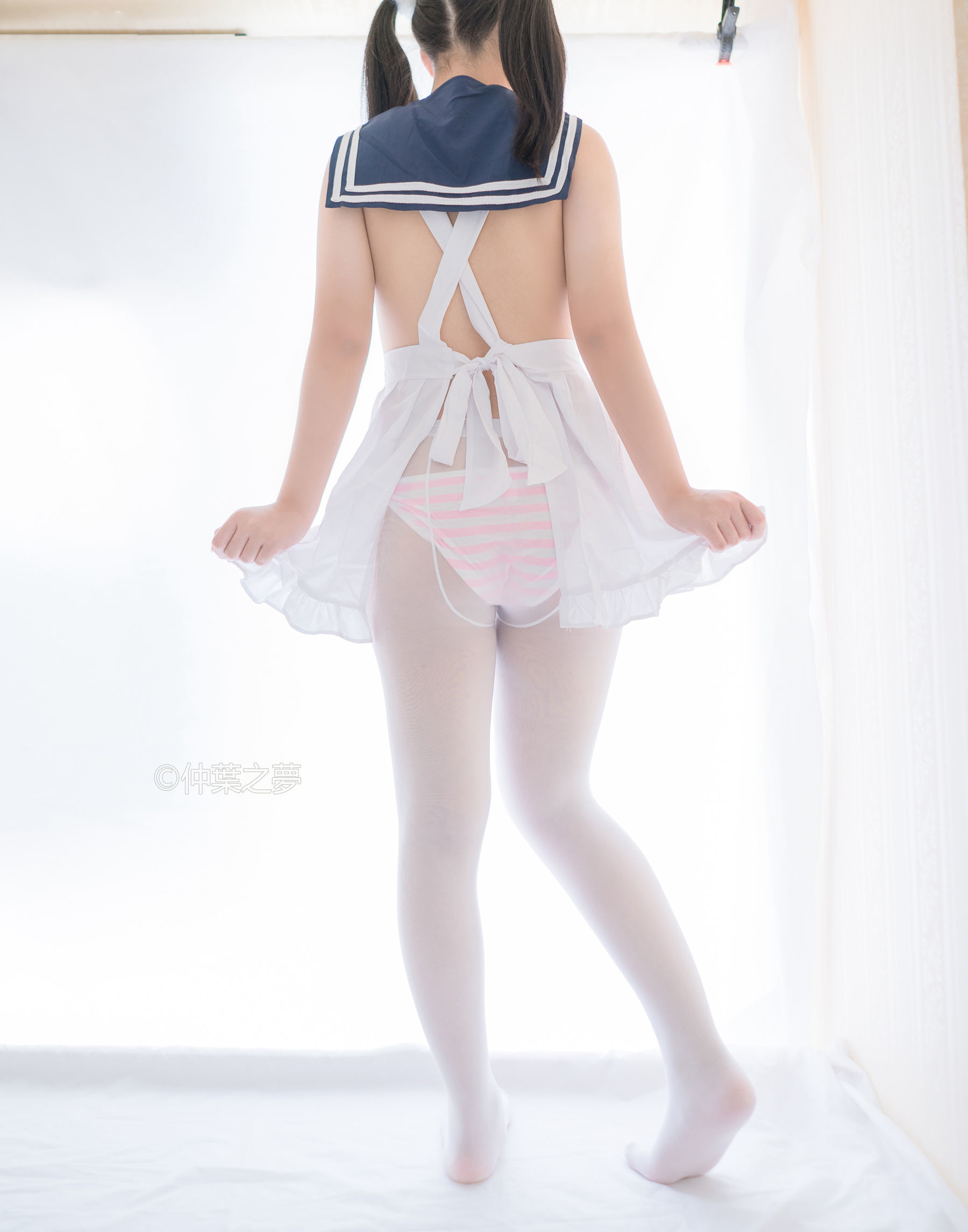 [轻兰映画] Grand.002 美代Miyo 情趣水手服