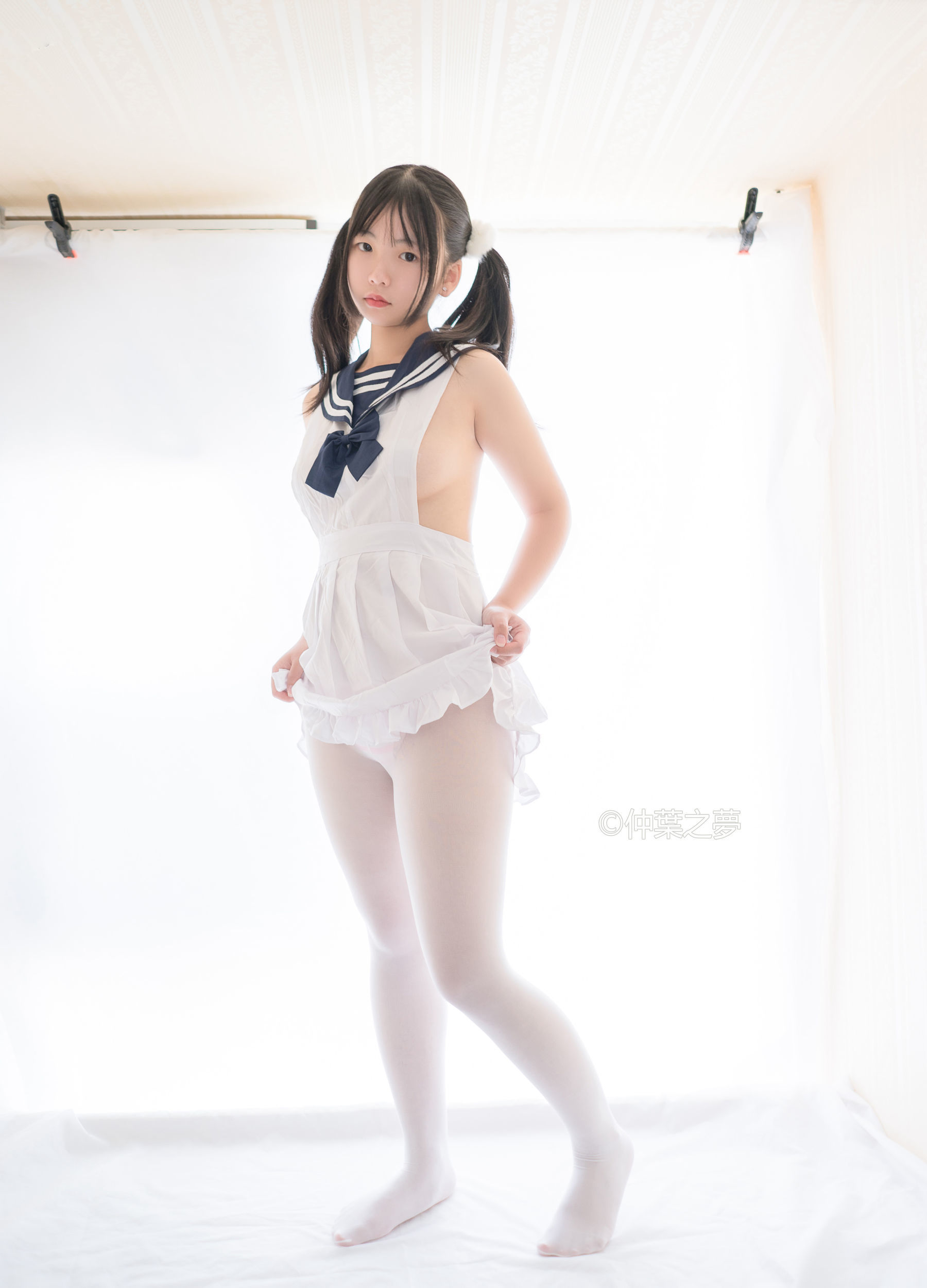 [轻兰映画] Grand.002 美代Miyo 情趣水手服