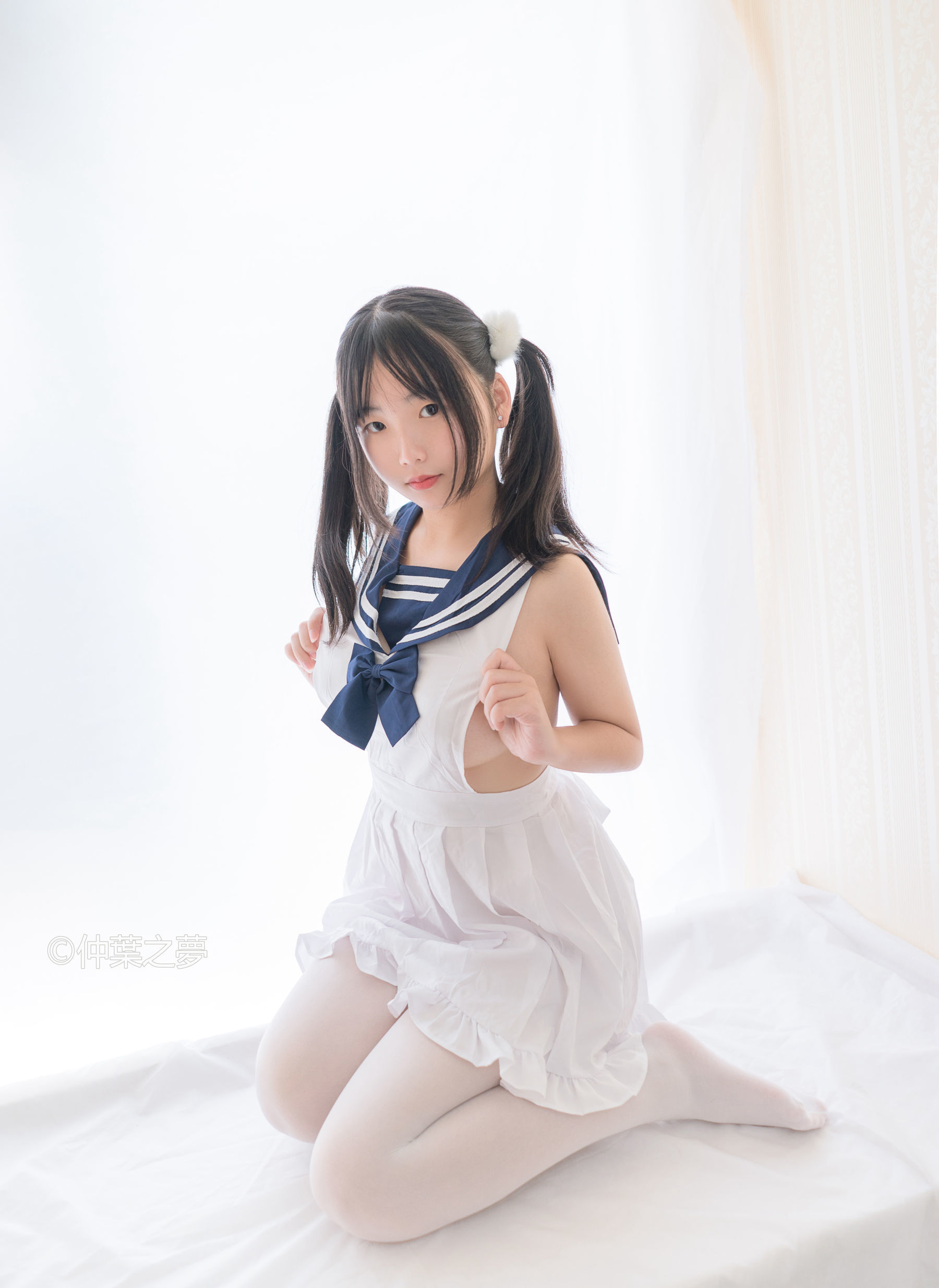 [轻兰映画] Grand.002 美代Miyo 情趣水手服
