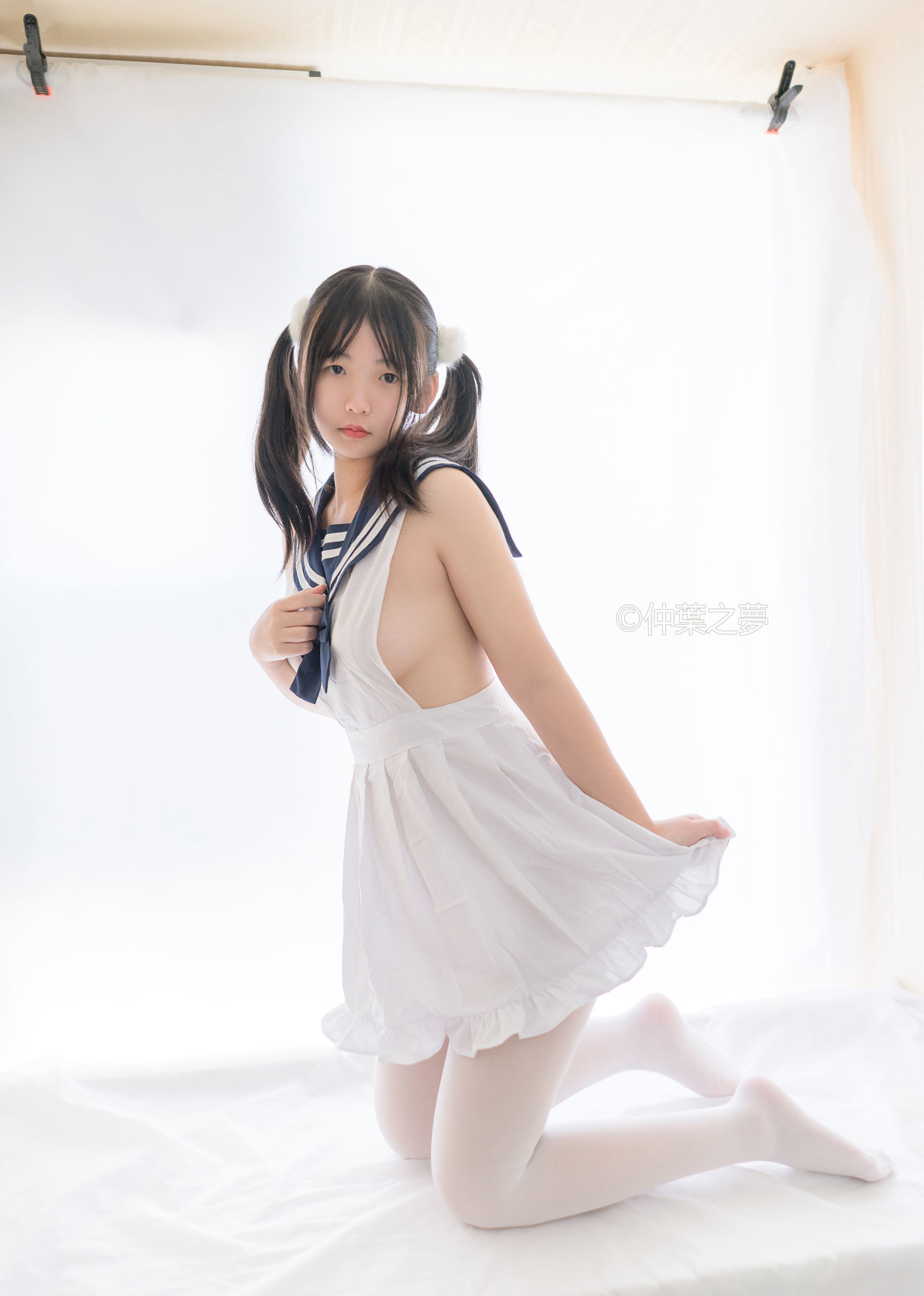 [轻兰映画] Grand.002 美代Miyo 情趣水手服