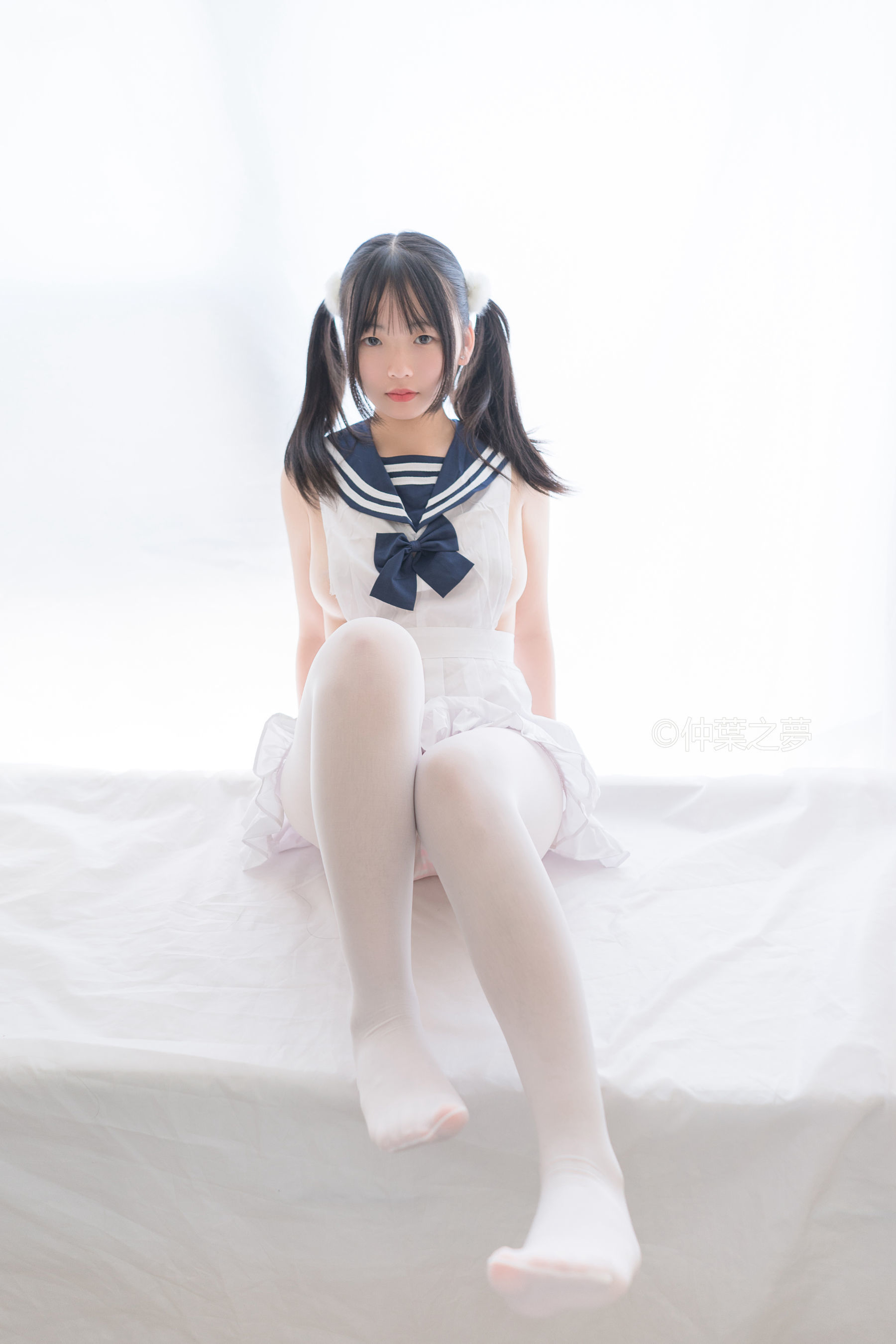 [轻兰映画] Grand.002 美代Miyo 情趣水手服