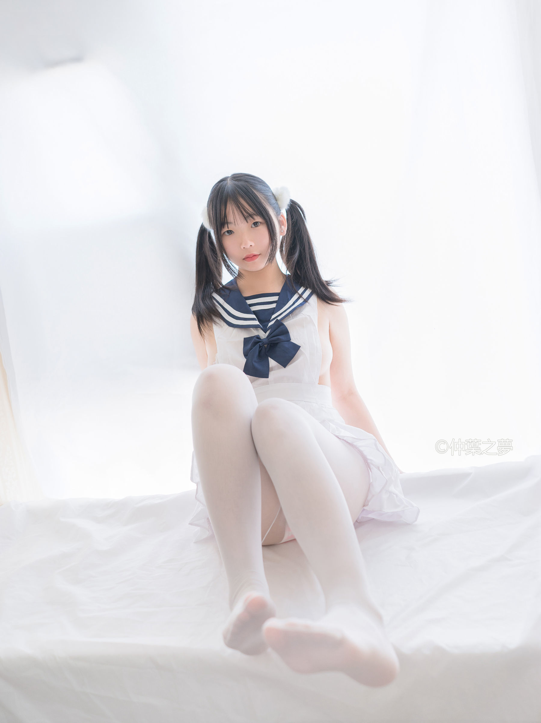 [轻兰映画] Grand.002 美代Miyo 情趣水手服