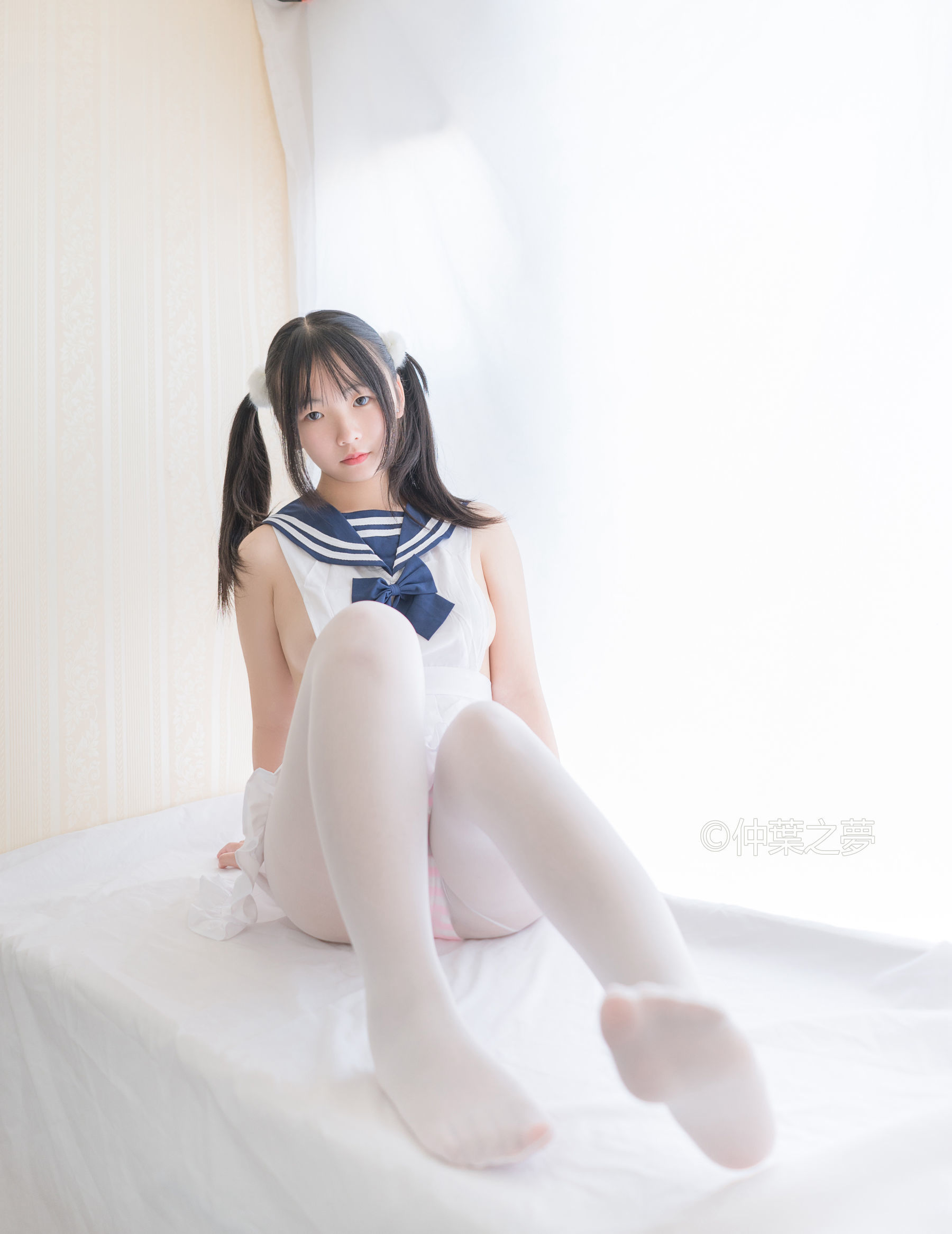 [轻兰映画] Grand.002 美代Miyo 情趣水手服