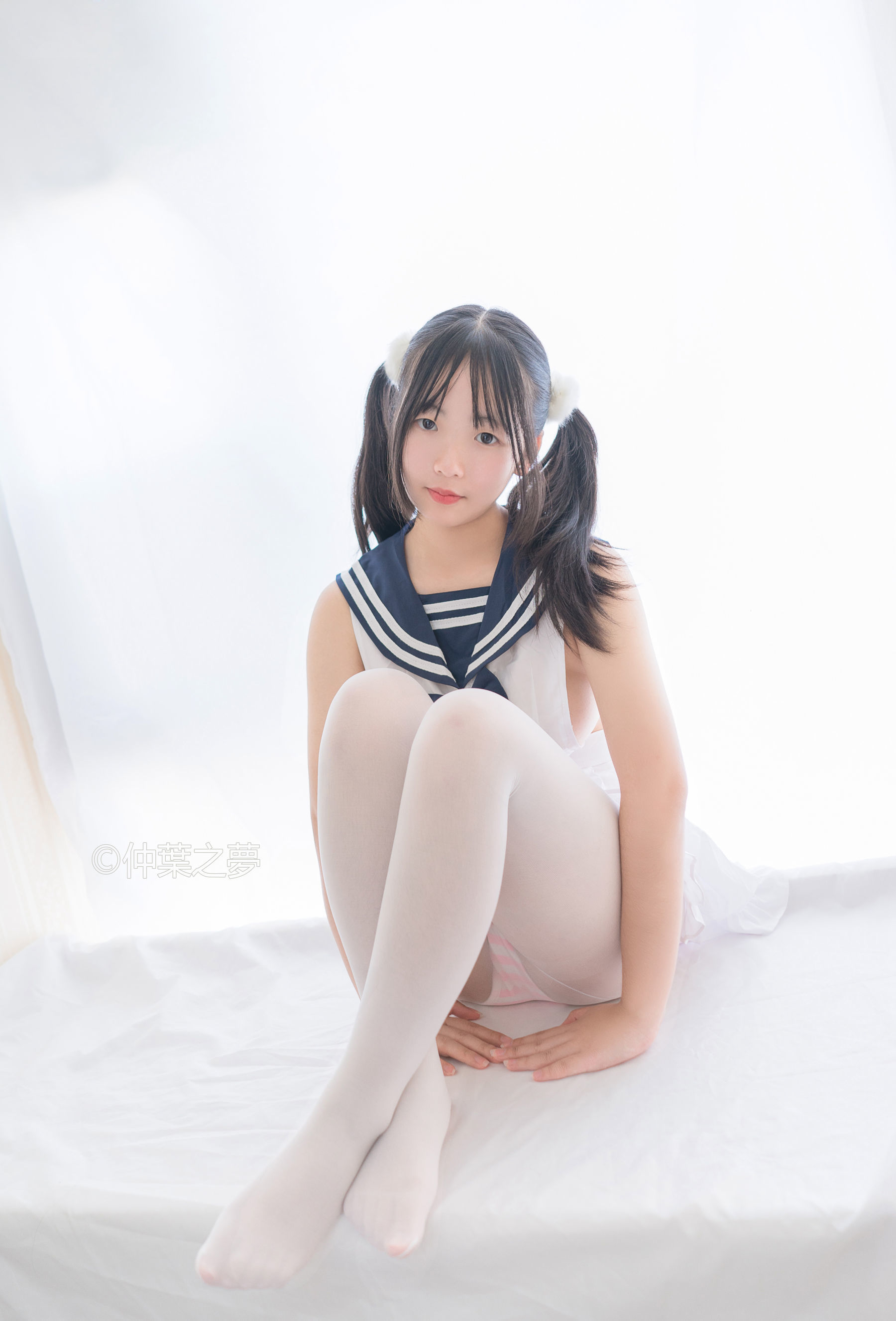 [轻兰映画] Grand.002 美代Miyo 情趣水手服
