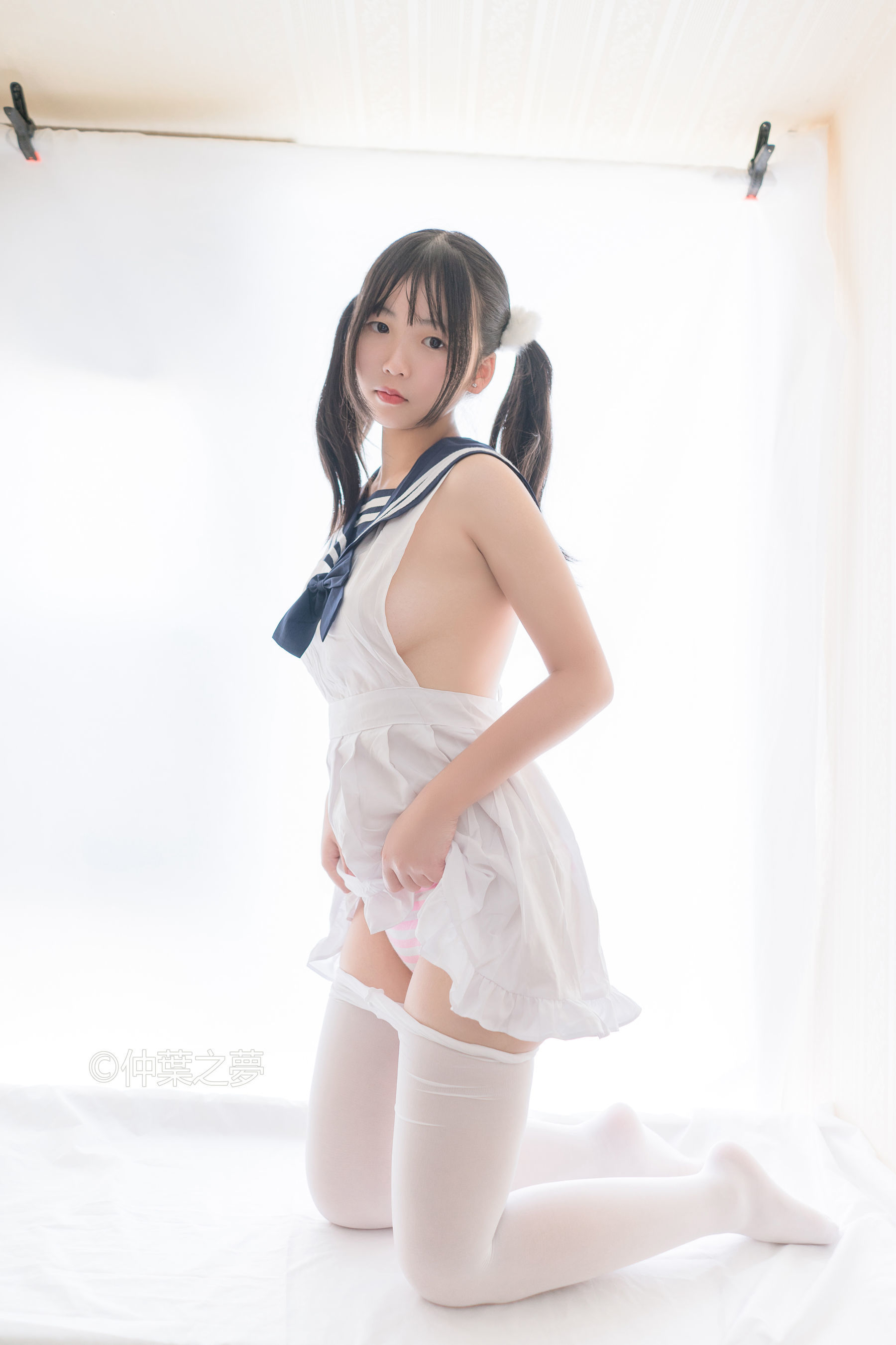 [轻兰映画] Grand.002 美代Miyo 情趣水手服