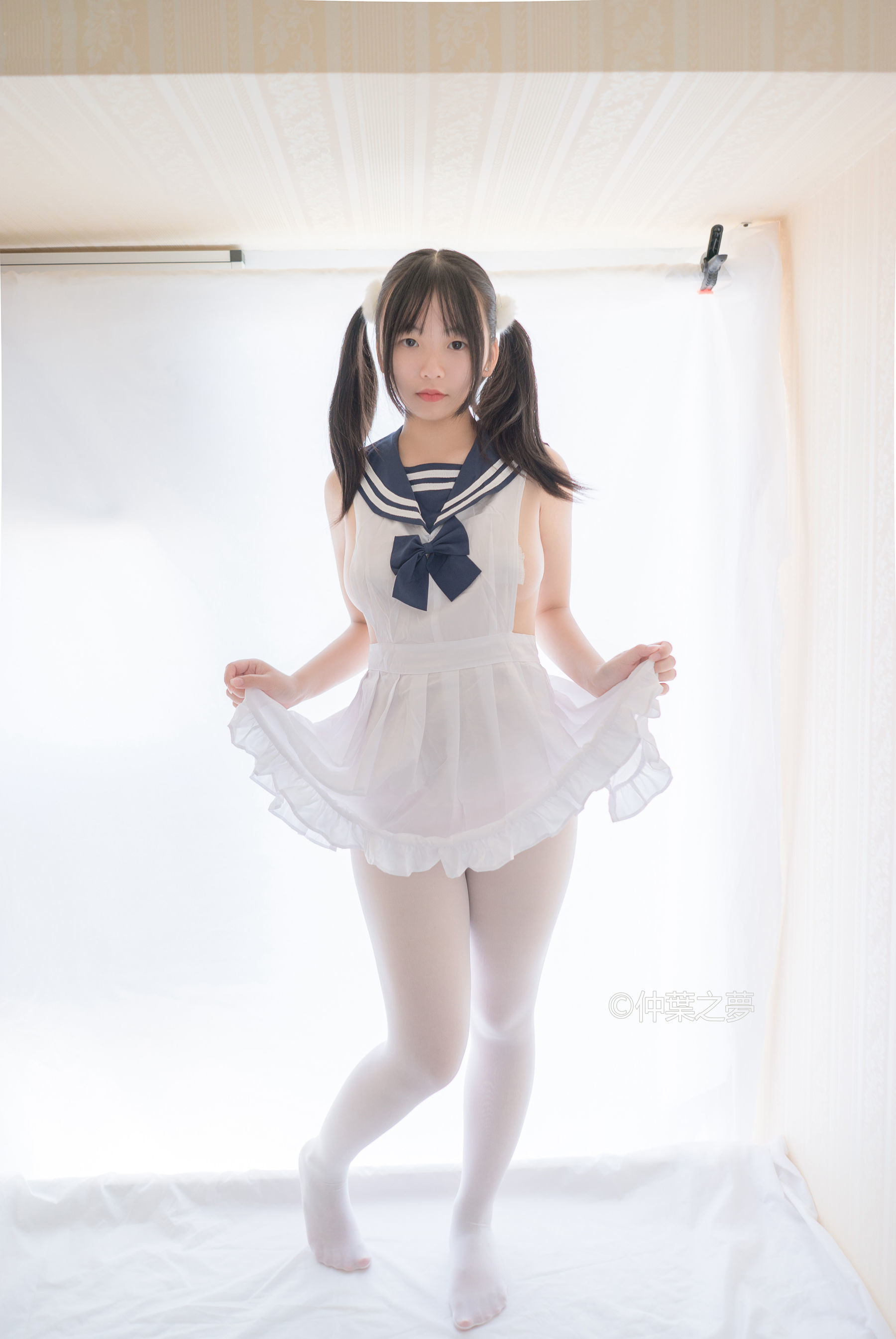 [轻兰映画] Grand.002 美代Miyo 情趣水手服