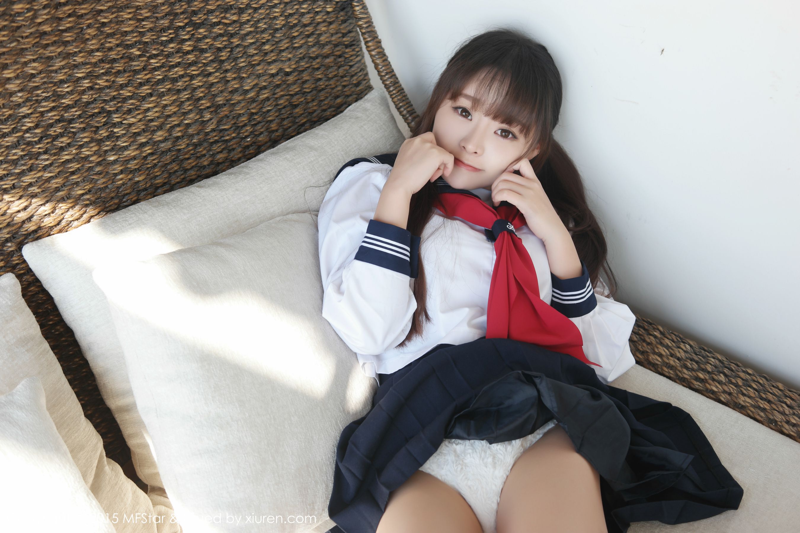 柳侑绮Sevenbaby《大理旅拍》水手服诱惑少女 [模范学院MFStar] Vol.002