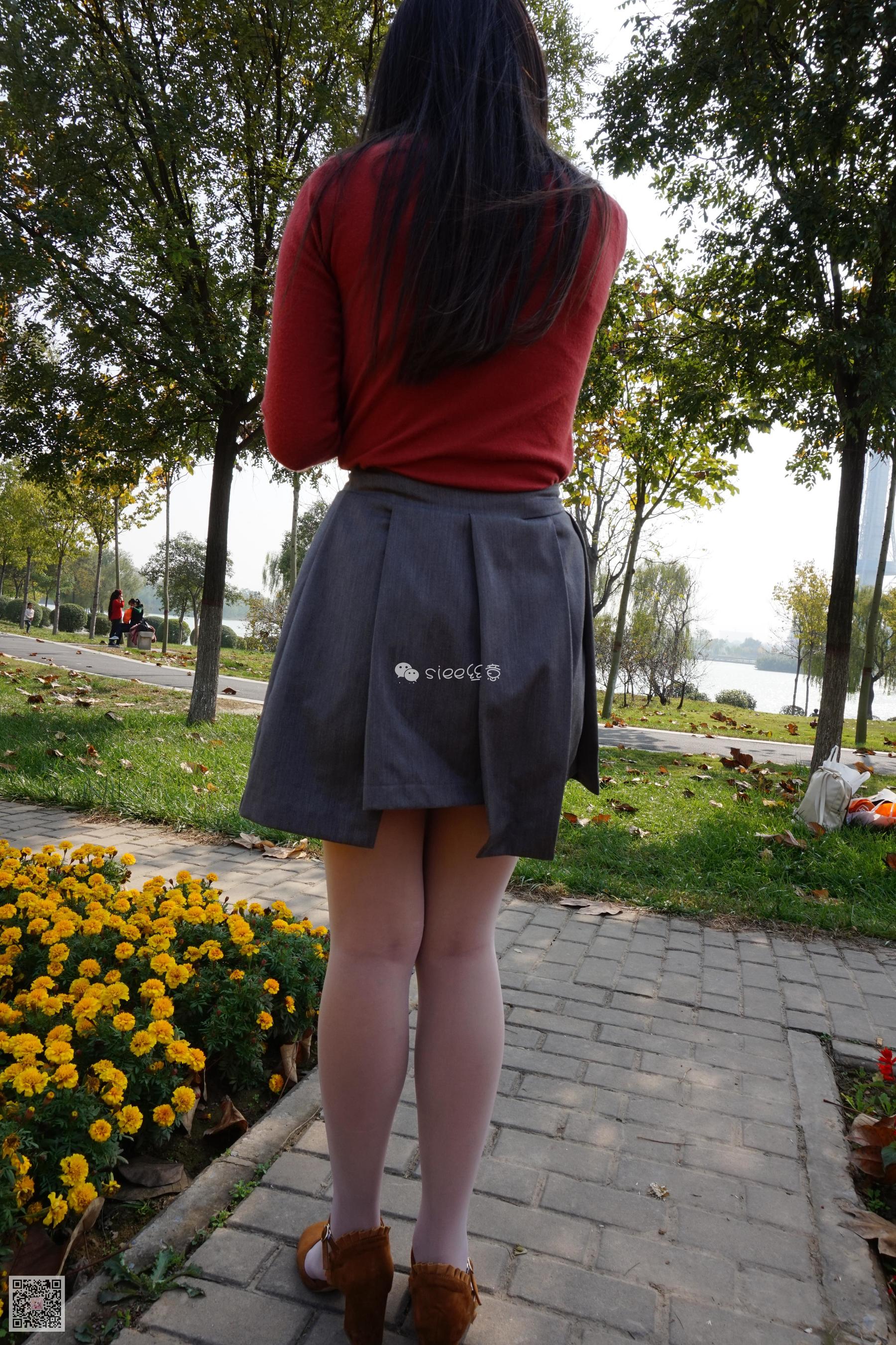 [丝意SIEE] 鱼鱼 花丛中的肉丝