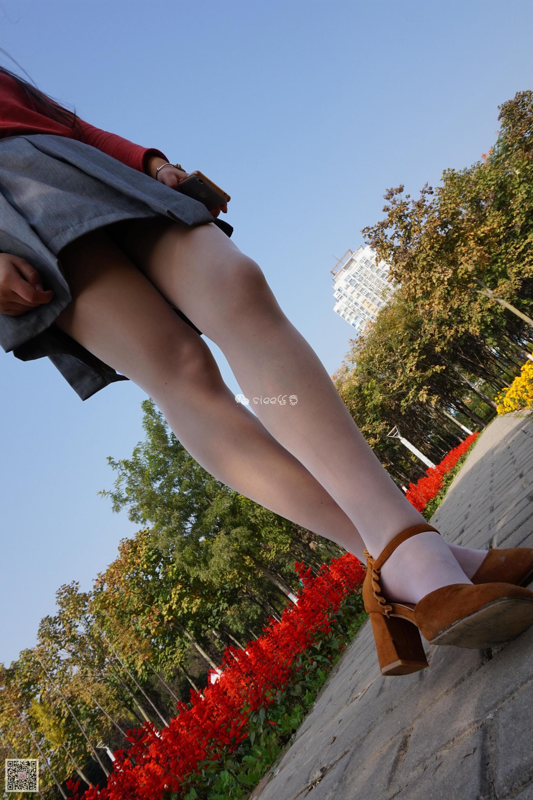 [丝意SIEE] 鱼鱼 花丛中的肉丝
