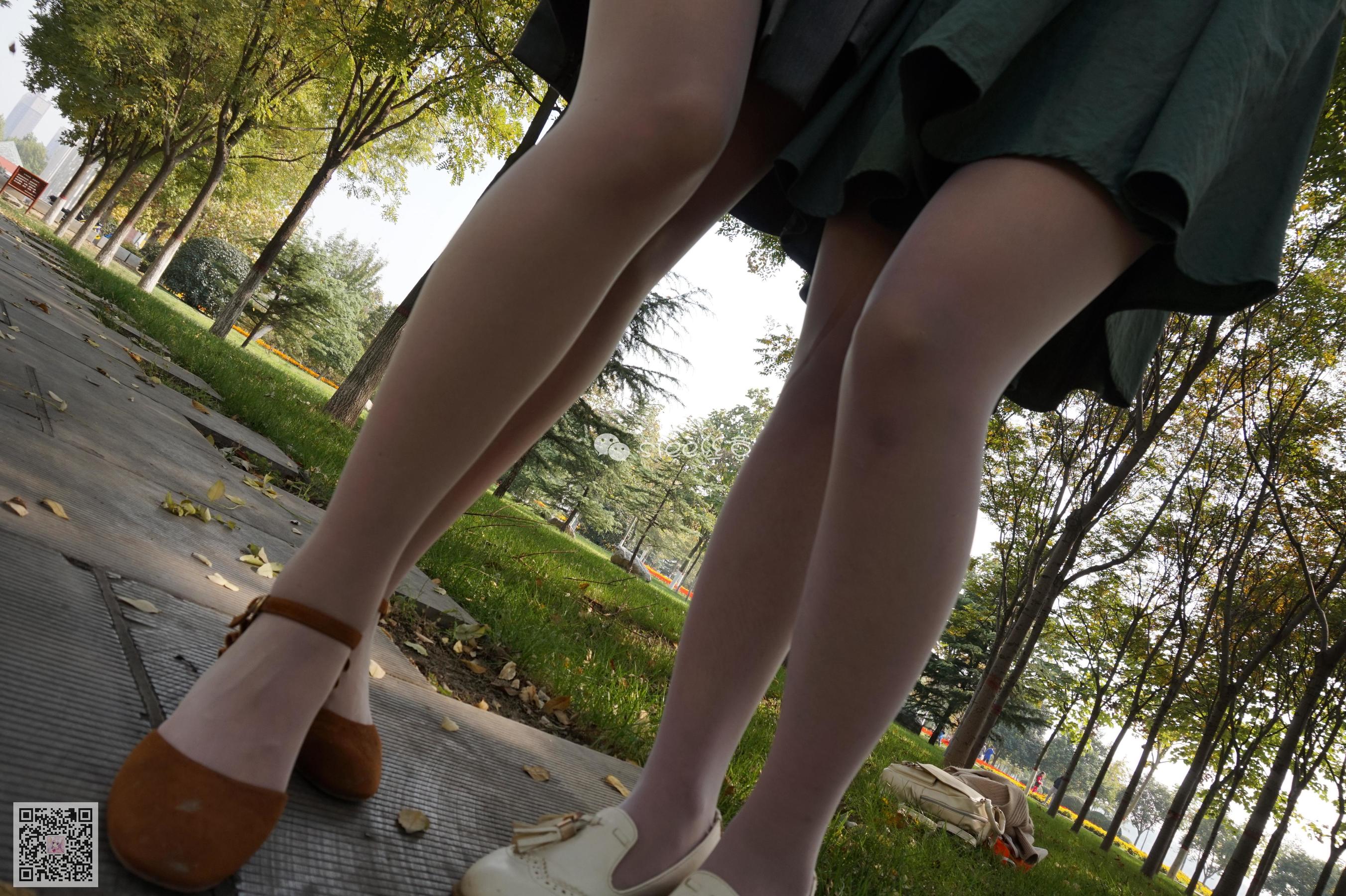 [丝意SIEE] 鱼鱼&茹茹 公园小路