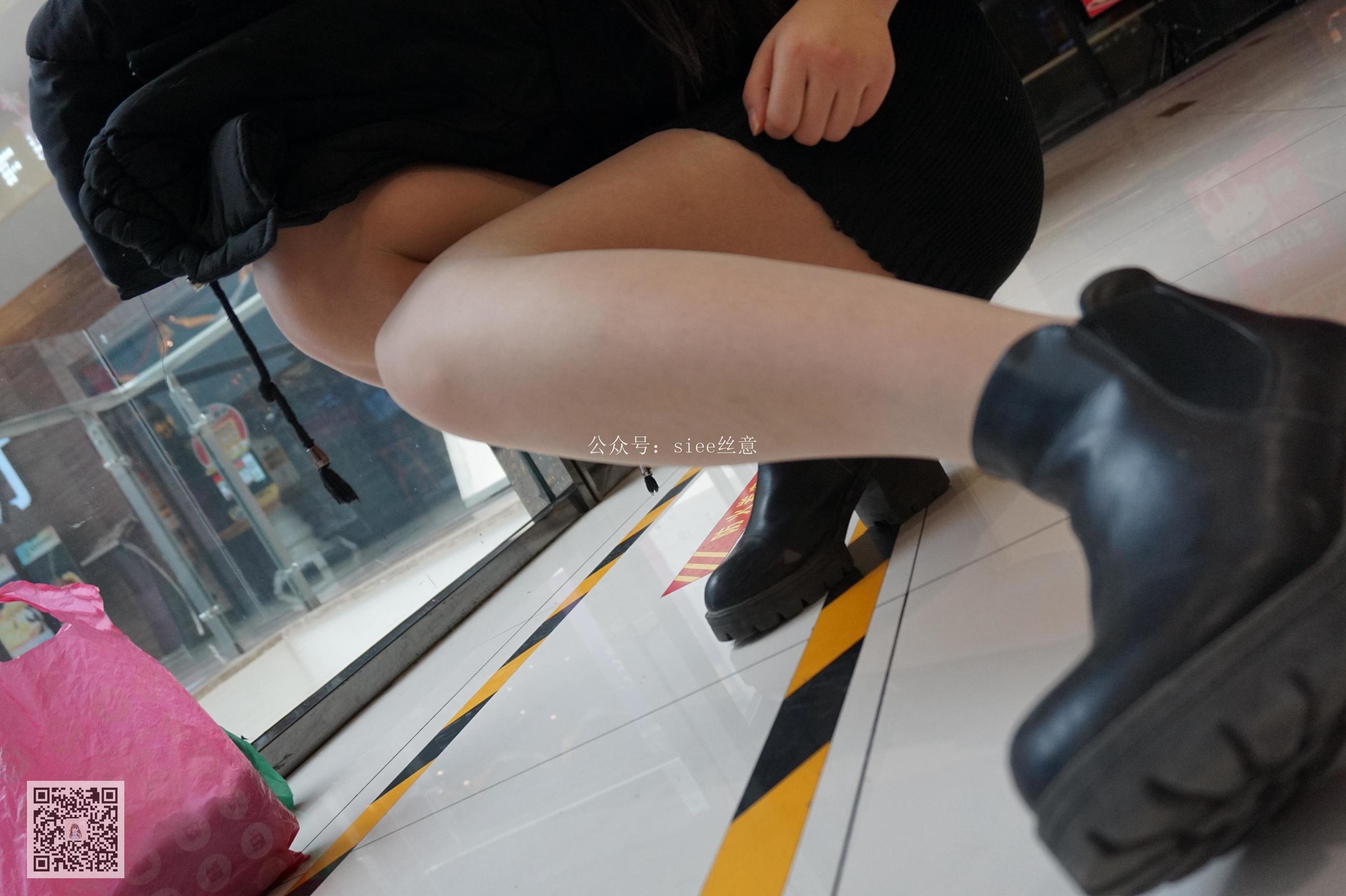 [丝意SIEE] 曦曦 黑色紧身裙配肉丝