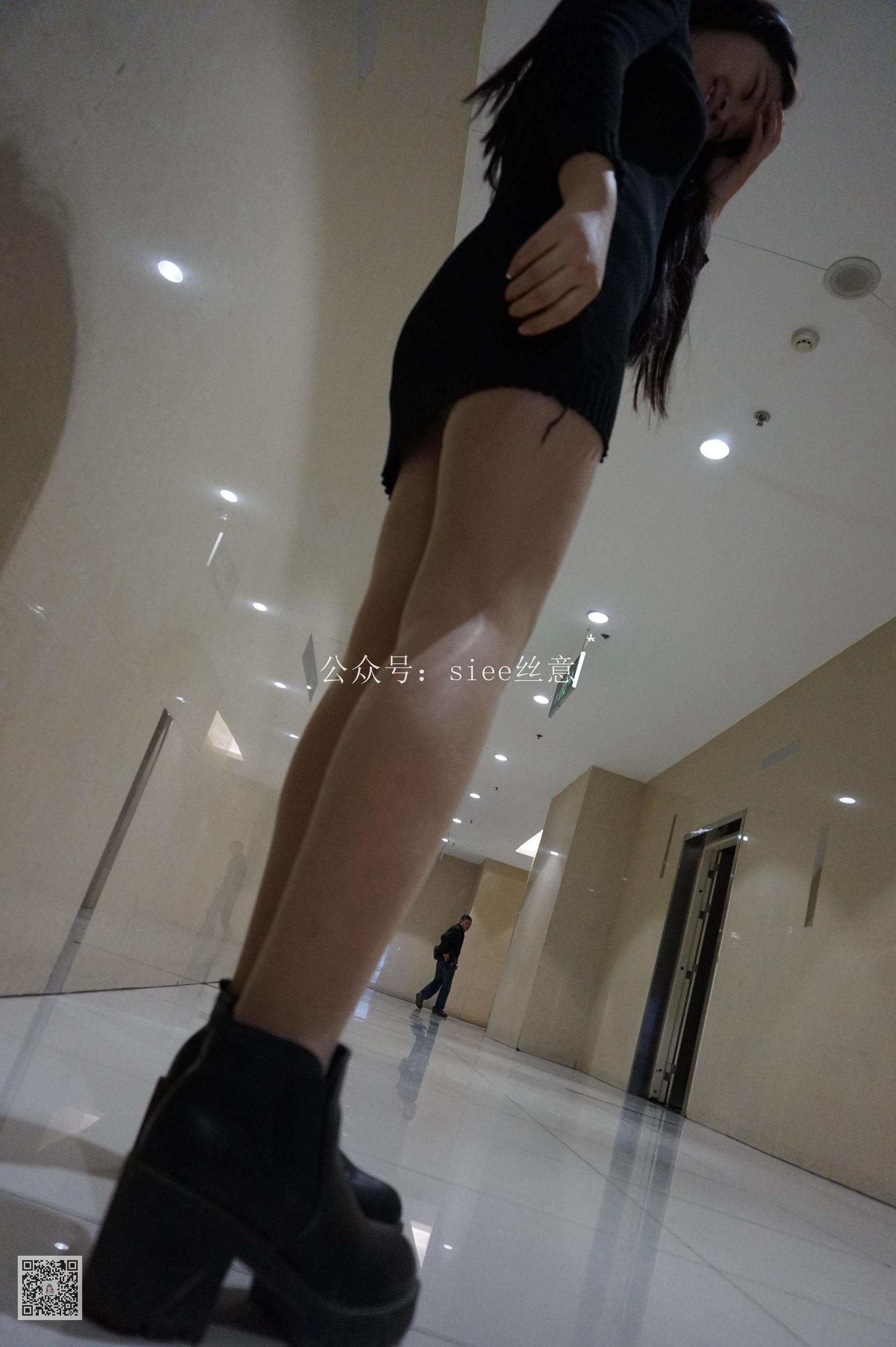 [丝意SIEE] 曦曦 黑色紧身裙配肉丝