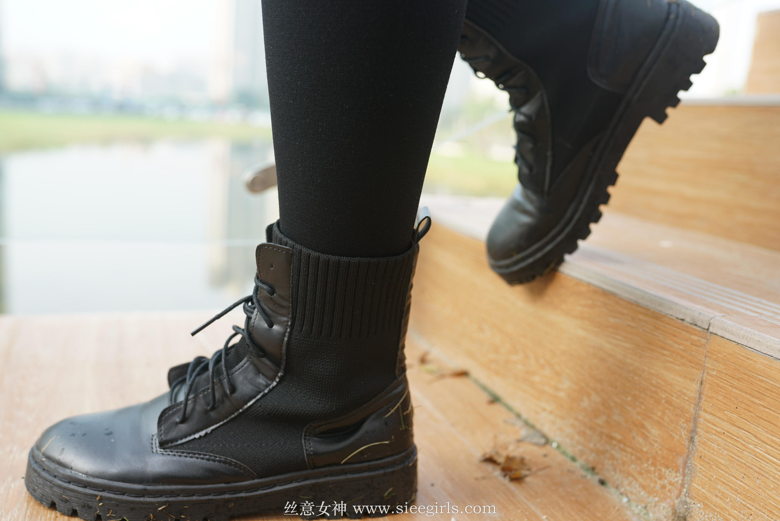 [丝意SIEE] 蓓蓓 一叶残荷，一场秋寒