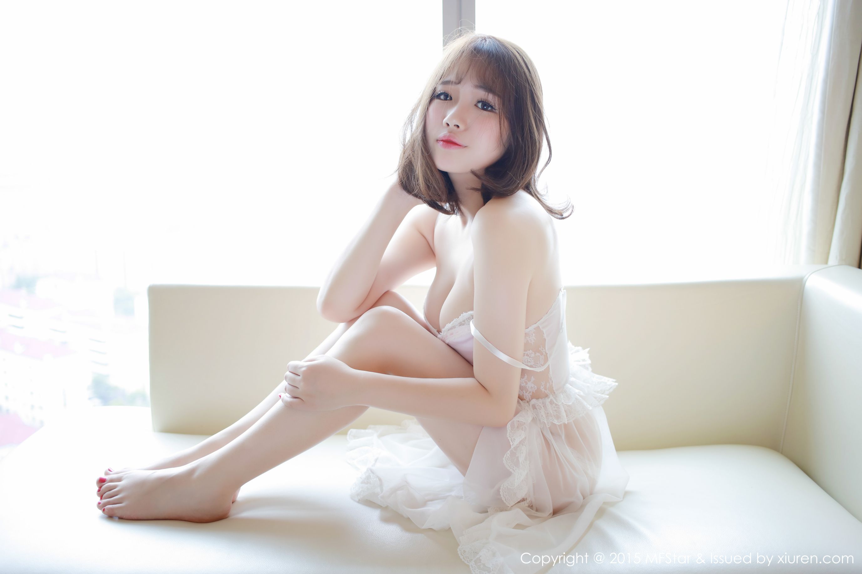 徐cake《粉嫩粉嫩的养眼妹子》 [模范学院MFStar] Vol.012