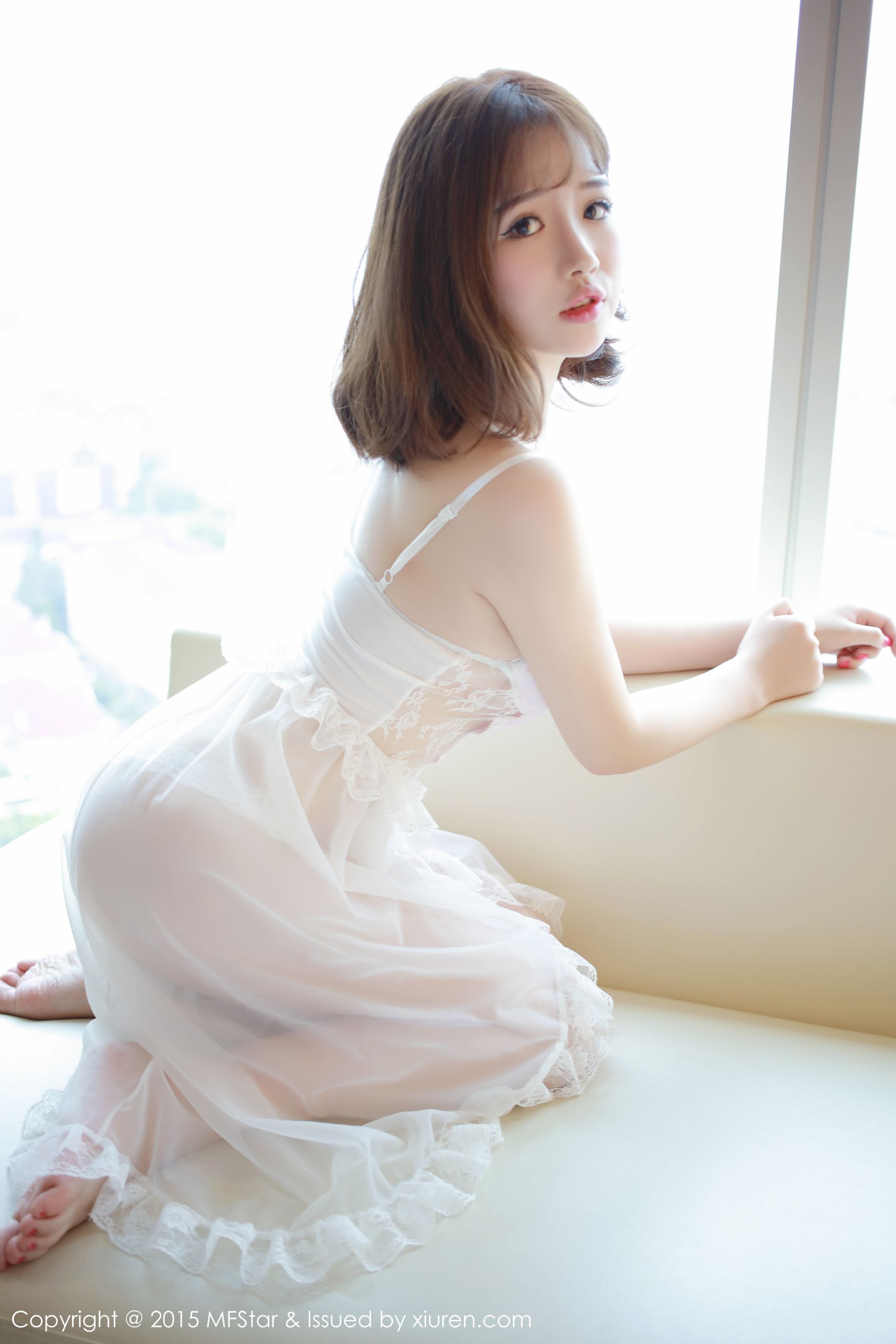 徐cake《粉嫩粉嫩的养眼妹子》 [模范学院MFStar] Vol.012
