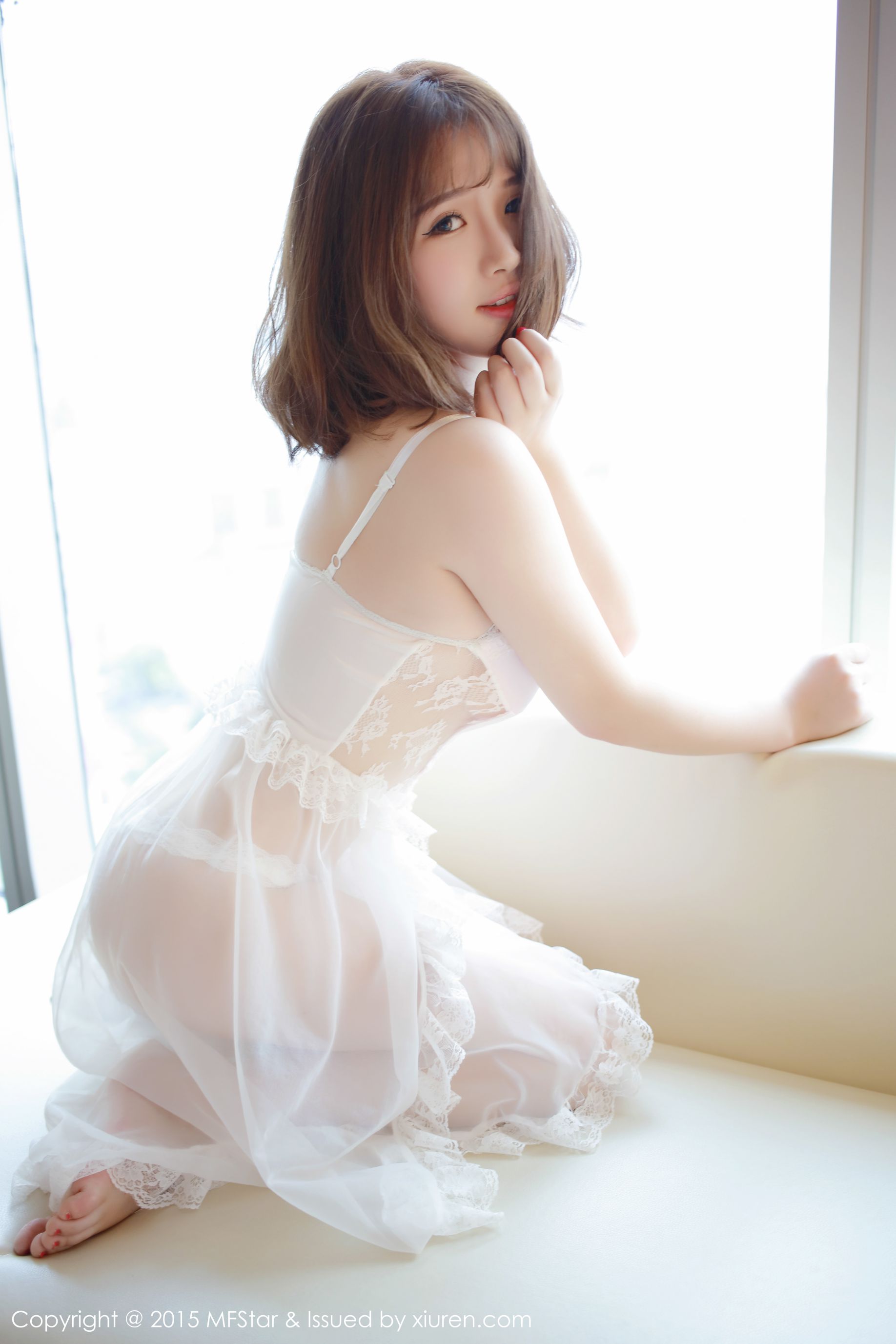 徐cake《粉嫩粉嫩的养眼妹子》 [模范学院MFStar] Vol.012