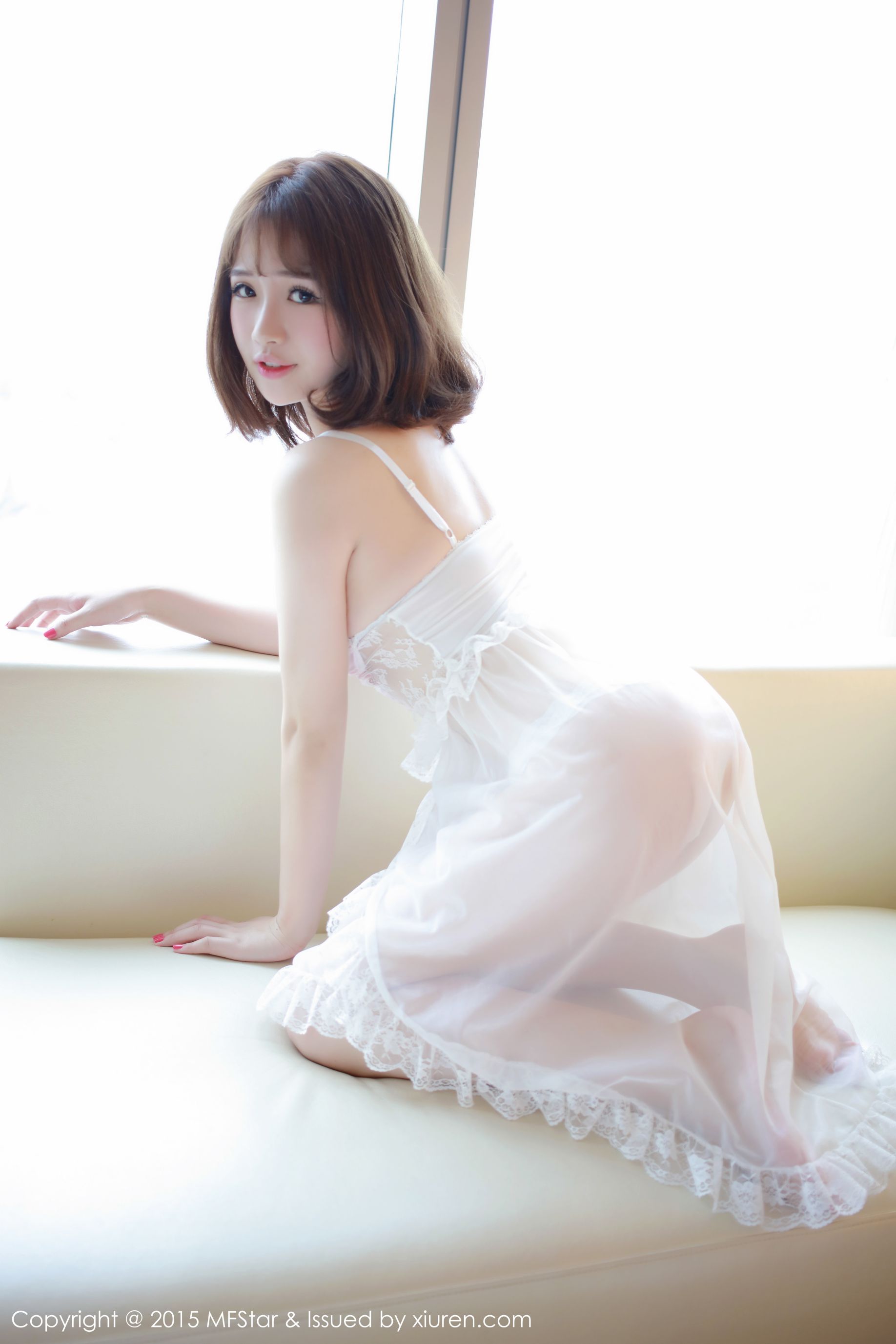 徐cake《粉嫩粉嫩的养眼妹子》 [模范学院MFStar] Vol.012