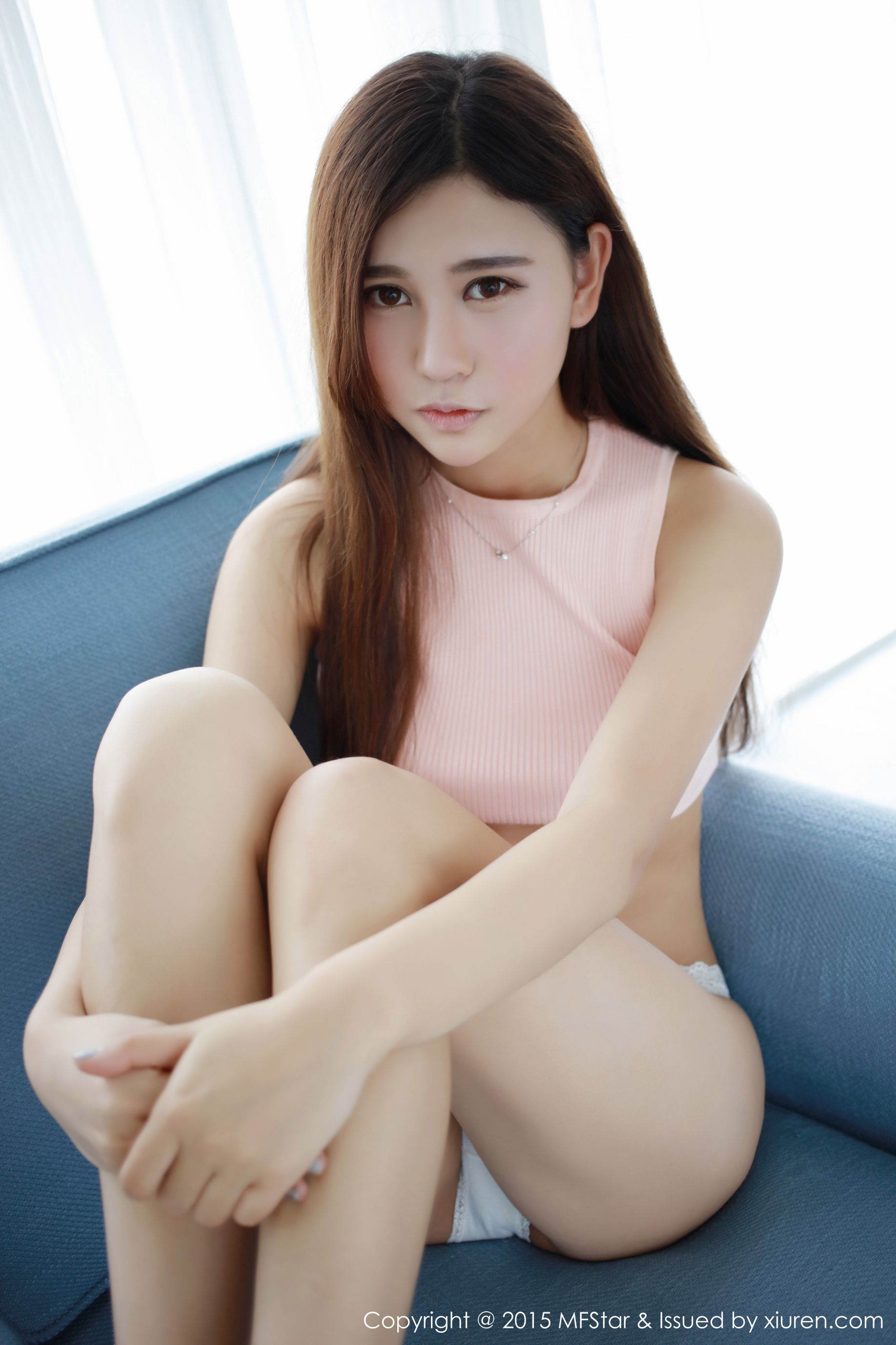 Milk楚楚《性感小背心+女仆系列》 [模范学院MFStar] Vol.018