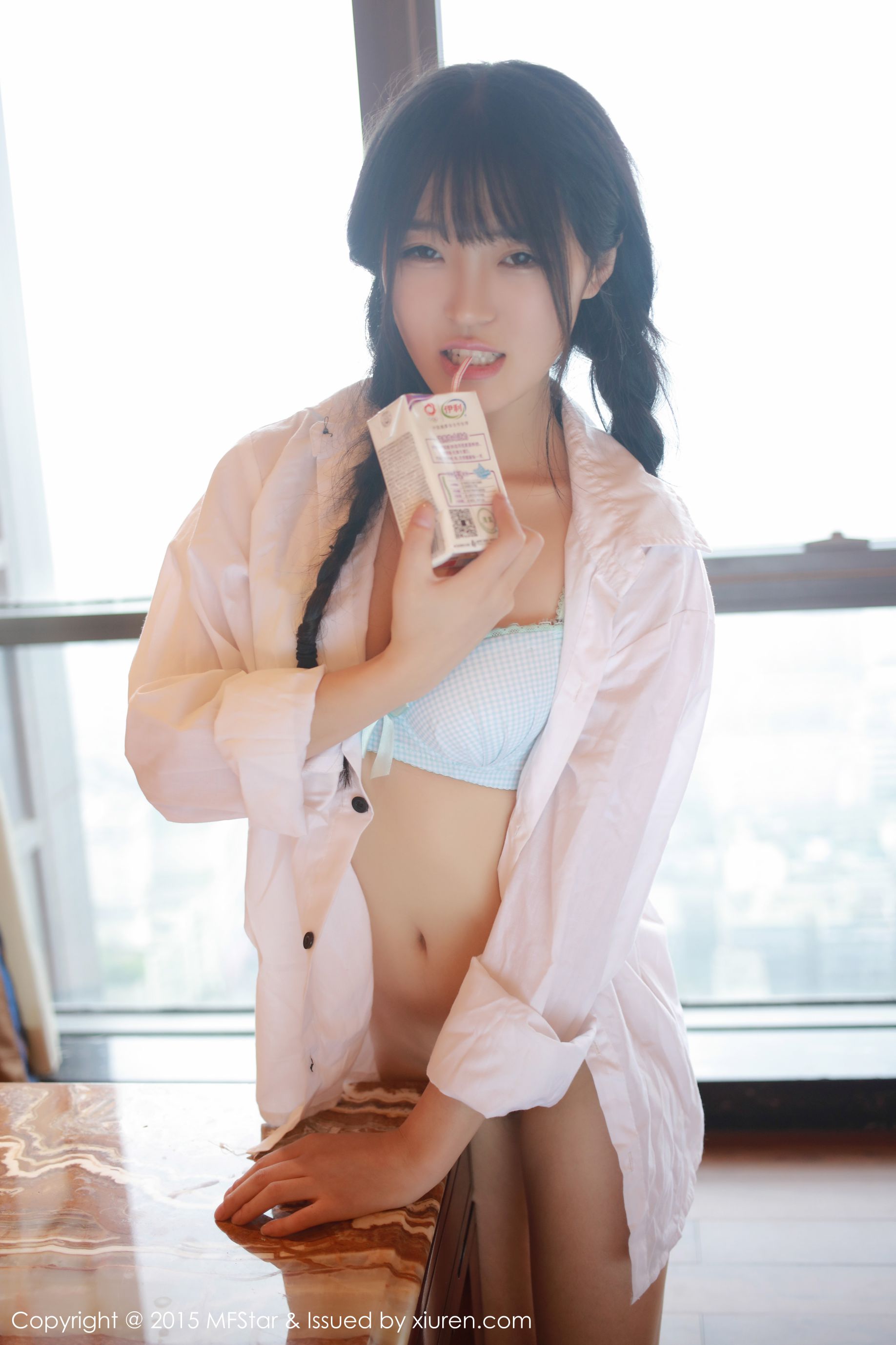 伊小七MoMo《性感的成都妹子》 [模范学院MFStar] Vol.025
