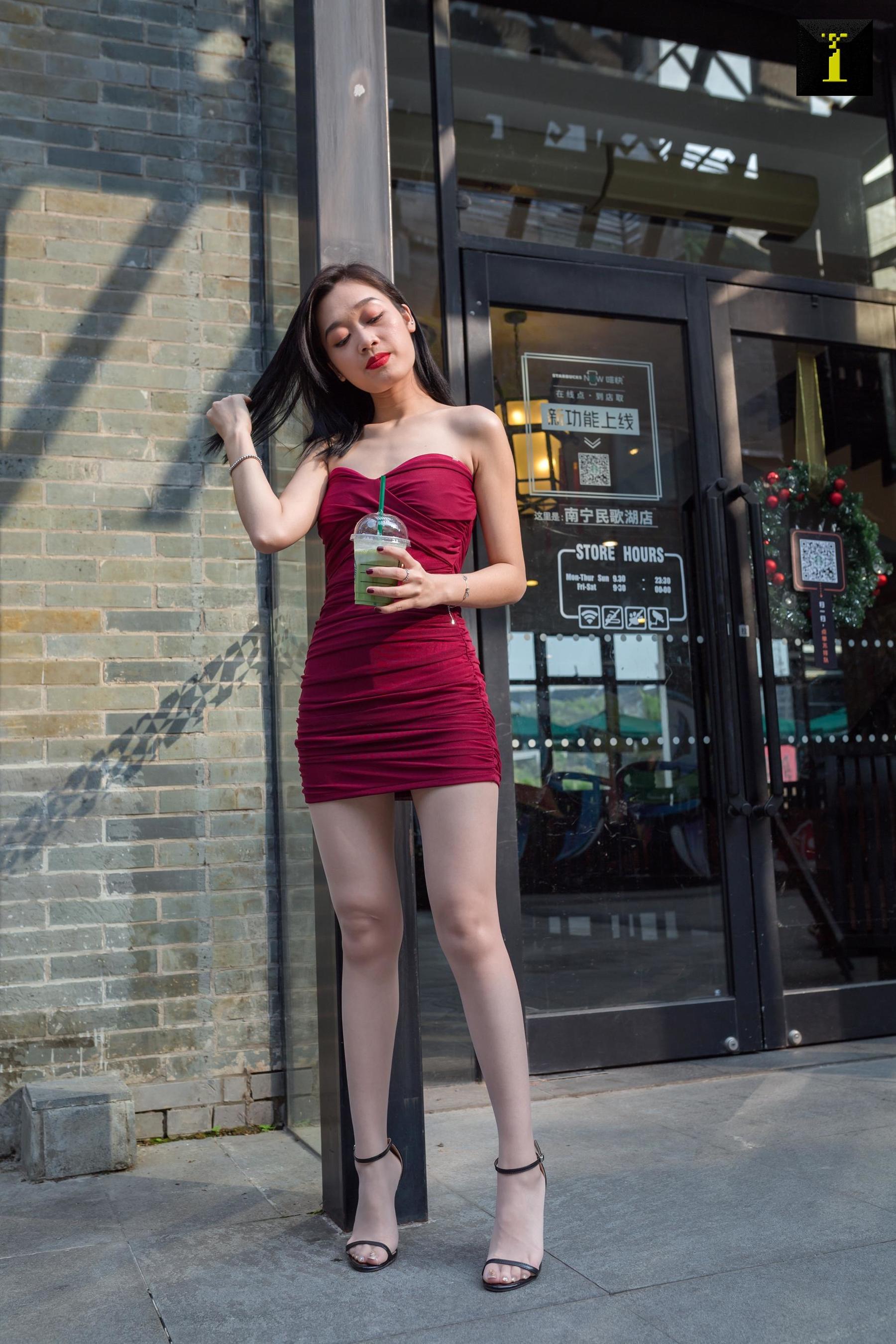 [异思趣向IESS] 可乐 《小辣妹可乐出街》