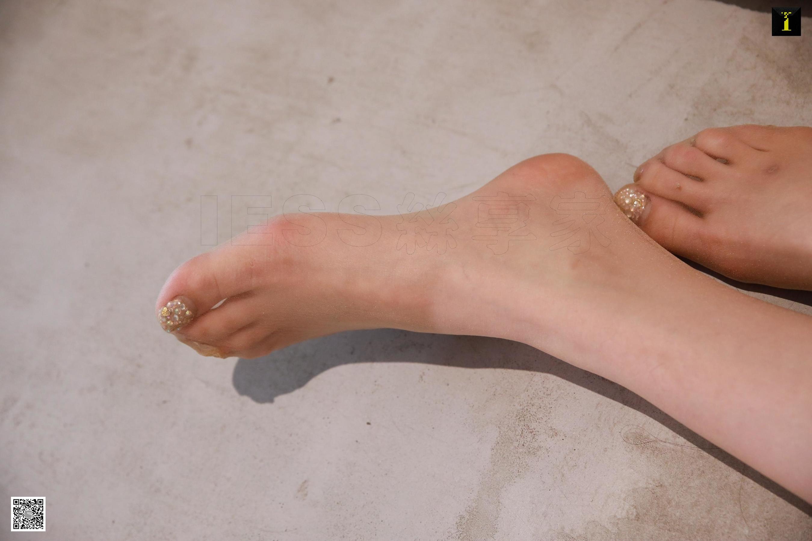 [异思趣向IESS] 喵姐 《编织包与大长腿》