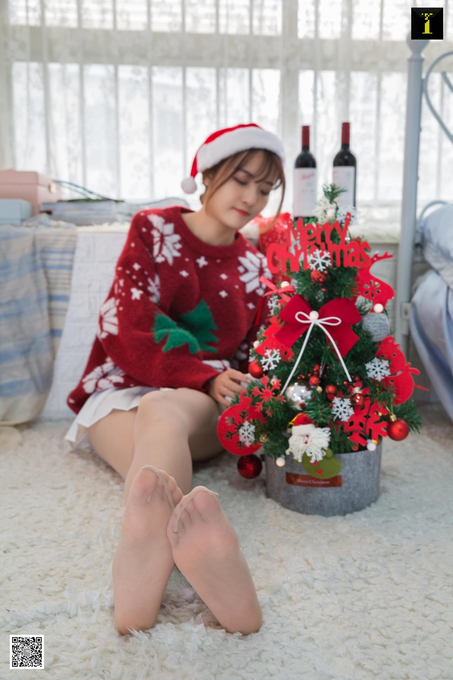 [异思趣向IESS] 婉萍 《红酒与圣诞节》