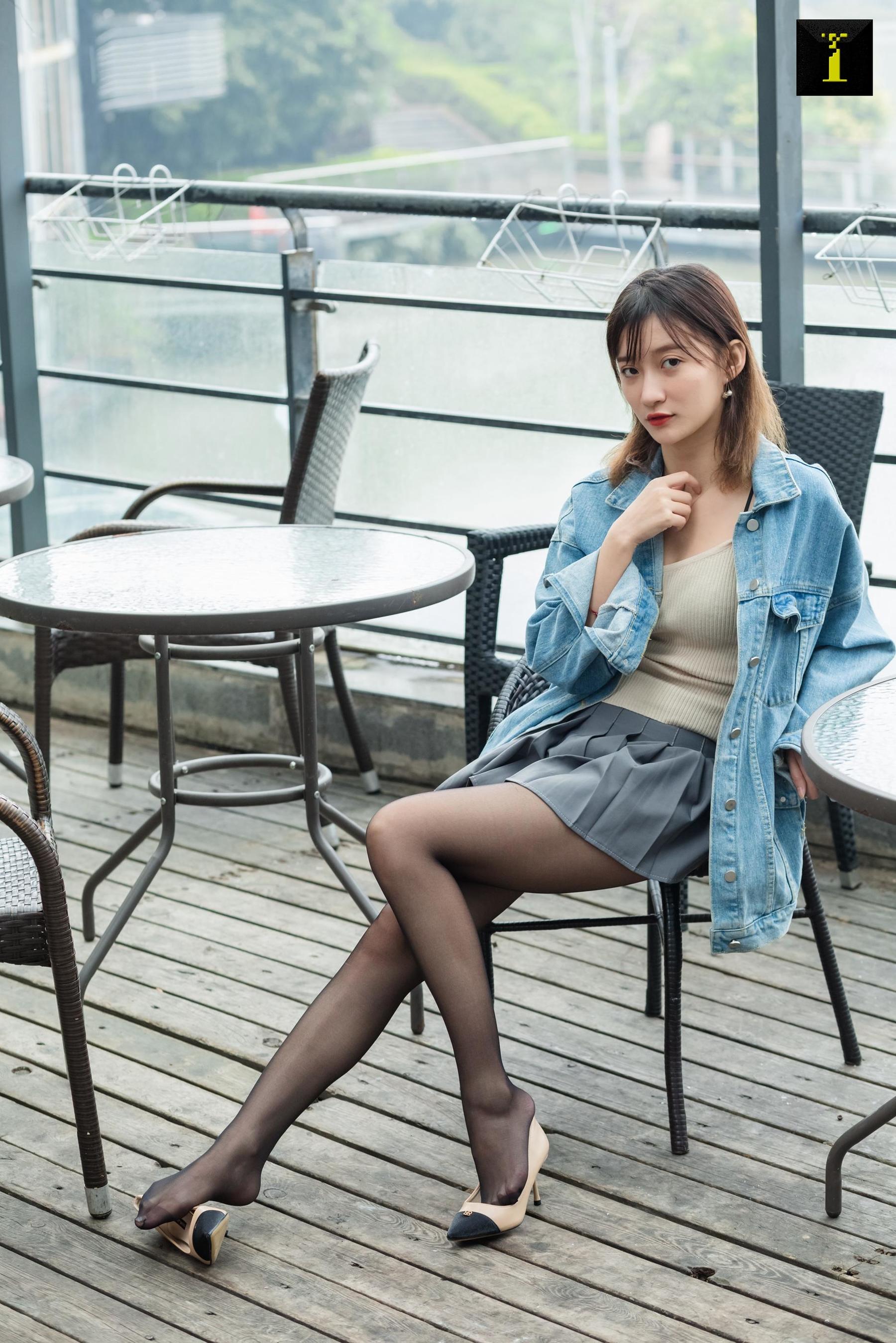 [异思趣向IESS] 秋秋 《秋秋的牛仔外套》