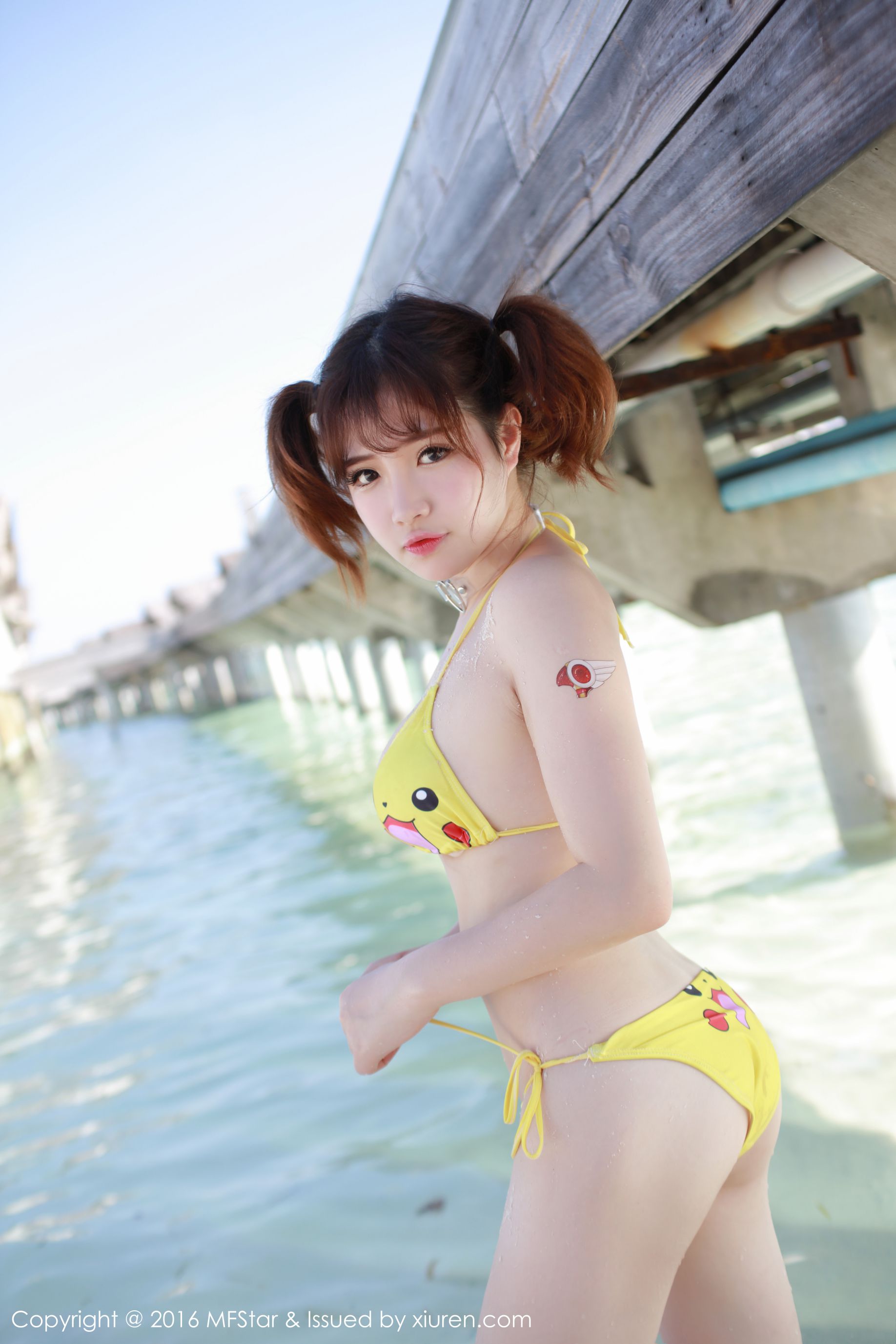 徐cake《马尔代夫旅拍》运动风泳衣+皮卡丘比基尼 [模范学院MFStar] Vol.056